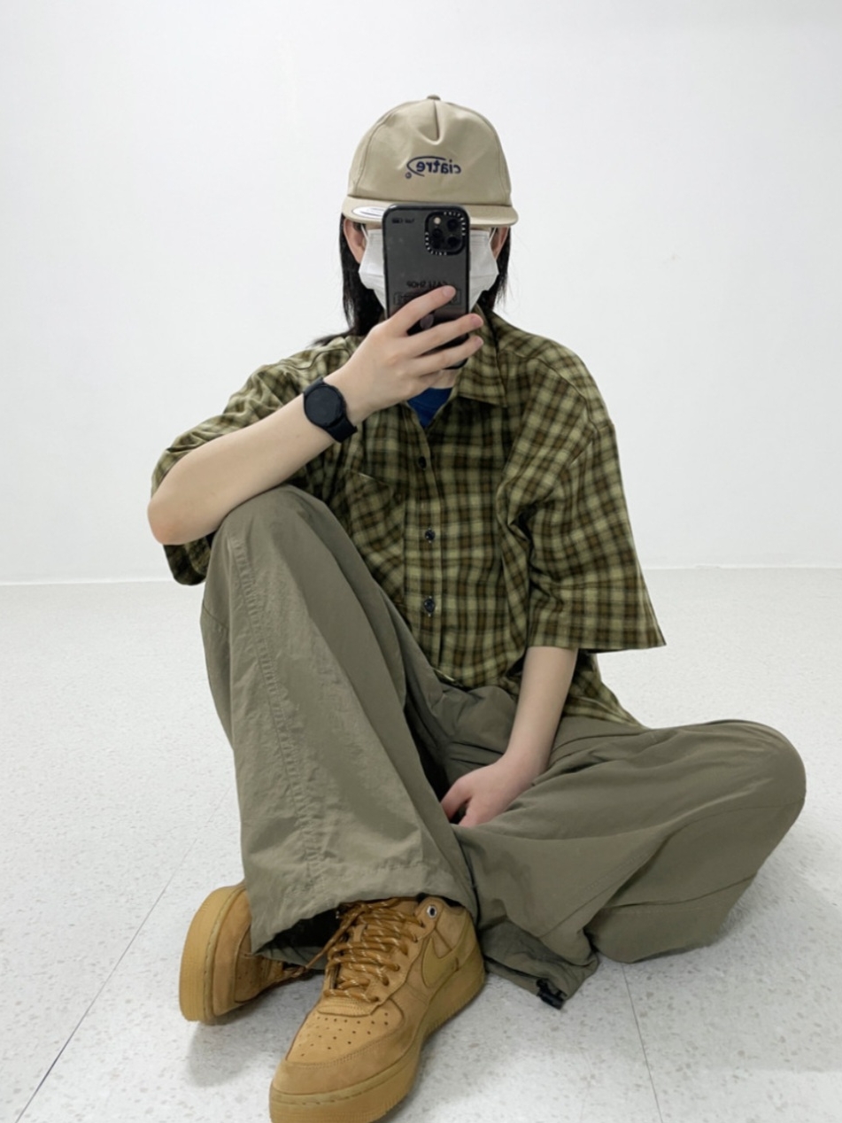 Nike Air Force 1 '07 WB Flax 착용 스타일 - 3