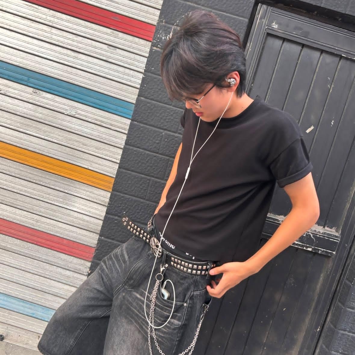 NOMANUAL In-Ear Headphones, Supreme Hanes Boxer Briefs Black (4 Pack) 착용 스타일