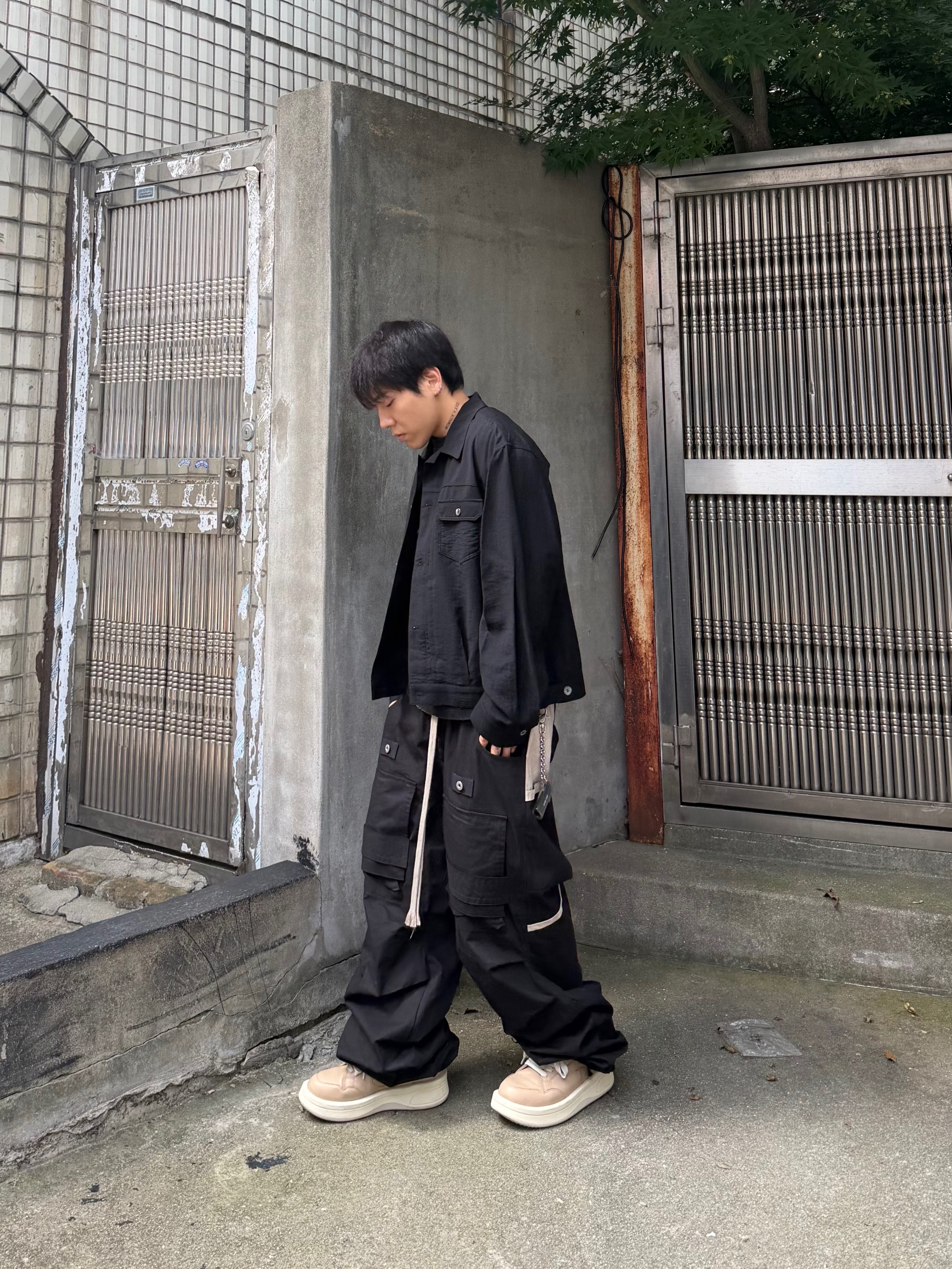Converse x Drkshdw Turbowpn Cave, Wapworks Camp Supply Cargo Pants Black 착용 스타일 - 5