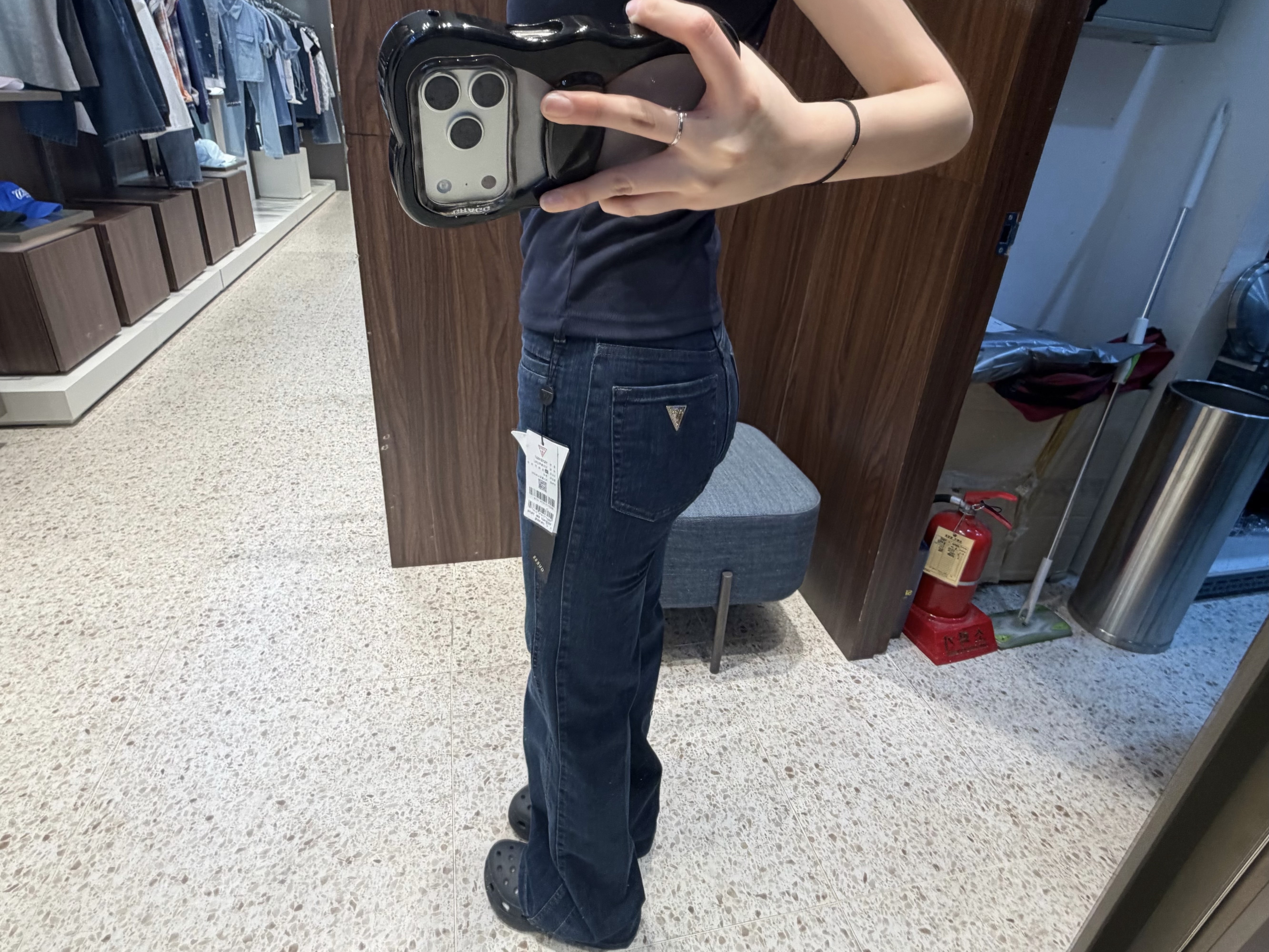 Gragg Layered Ribbon Case - Black, (W) Crocs Classic Platform Clog Black 착용 스타일