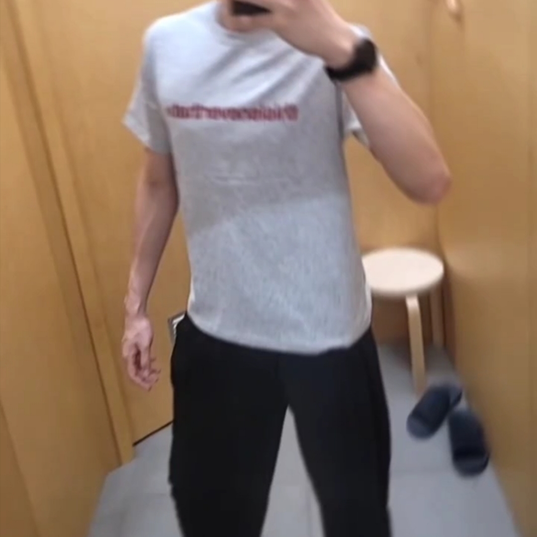 thisisneverthat T-Logo T-Shirt Heather Grey 착용 스타일 - 2