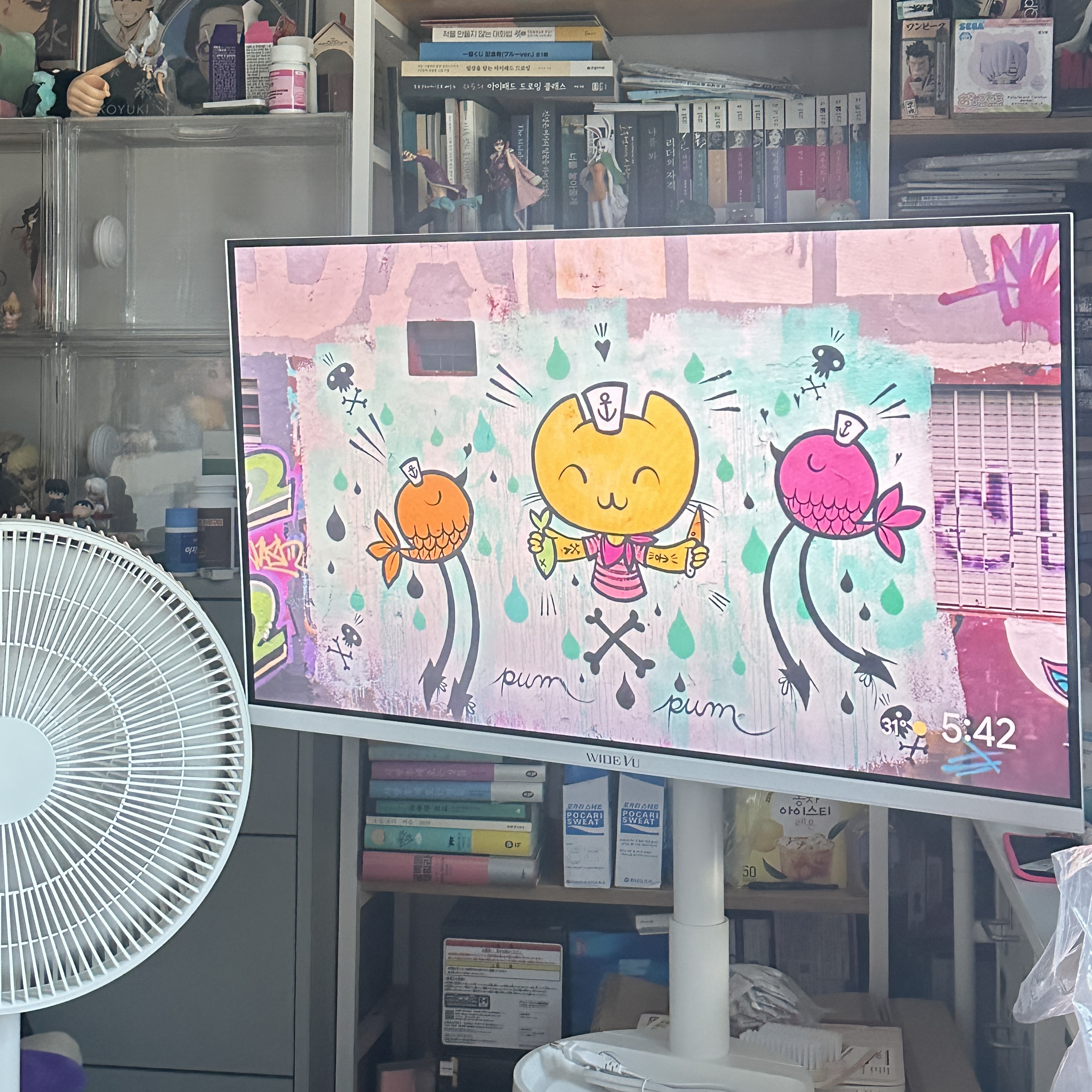 [15% 쿠폰] WIDEVU WideMovingVu White Edition V3 Set QLED 81 cm (32 in) FHD Smart Mobile TV 착용 스타일