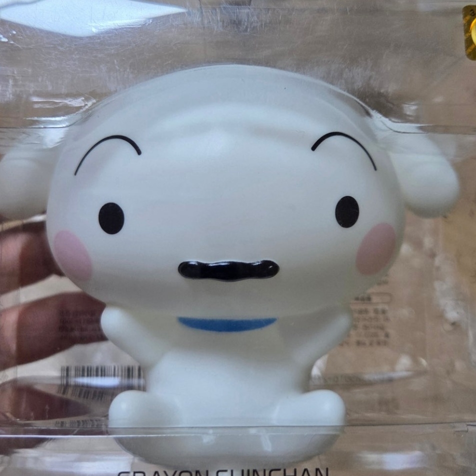 Animore Crayon Shinchan Mini Mood Lamp 착용 스타일