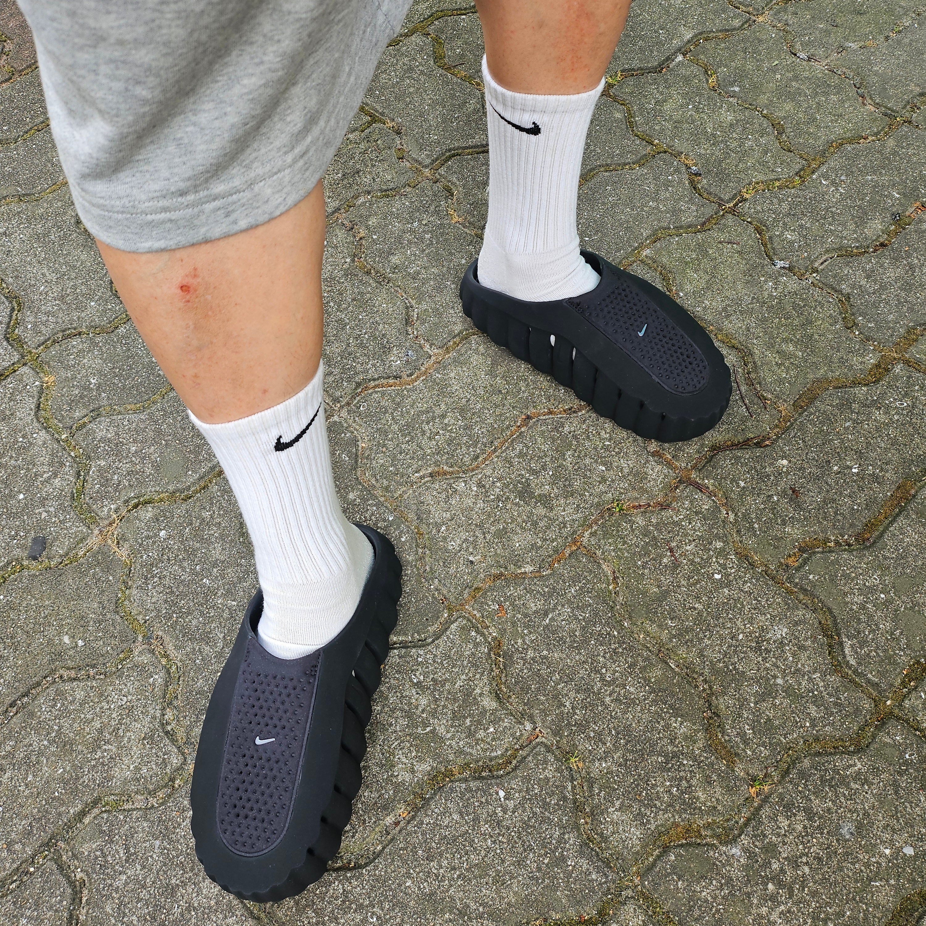 Nike Mind 001 Black Chrome 착용 스타일 - 2