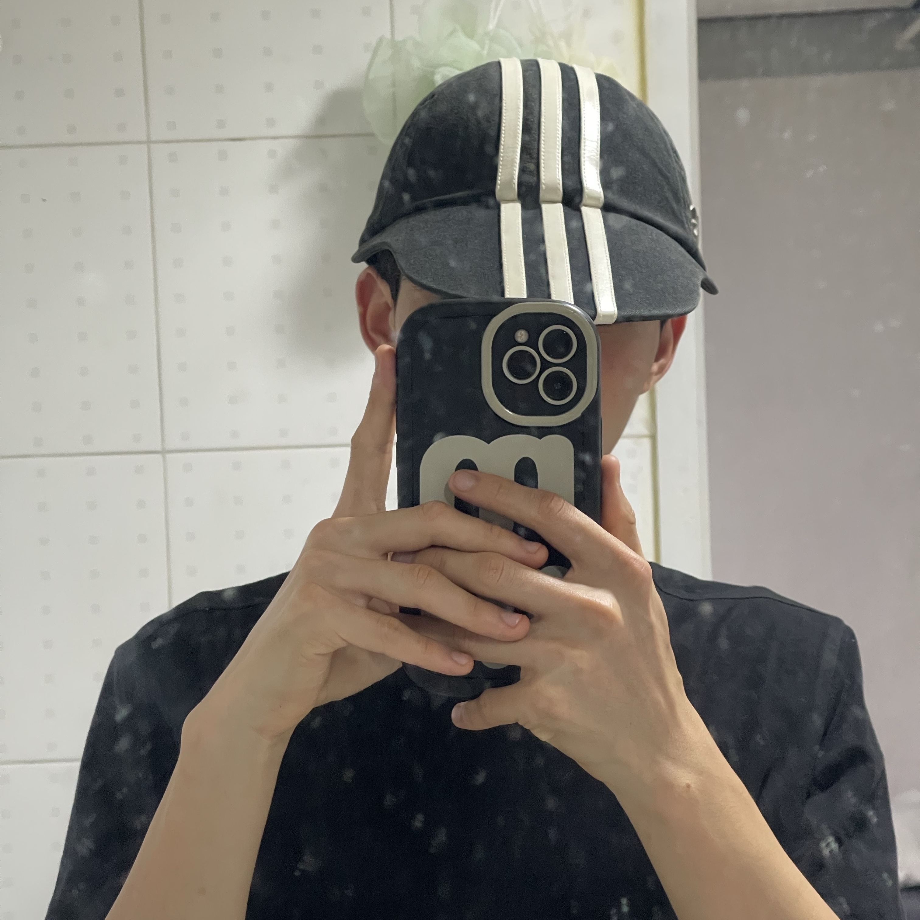 Adidas x Thug Club Sword Cap Black 착용 스타일 - 3