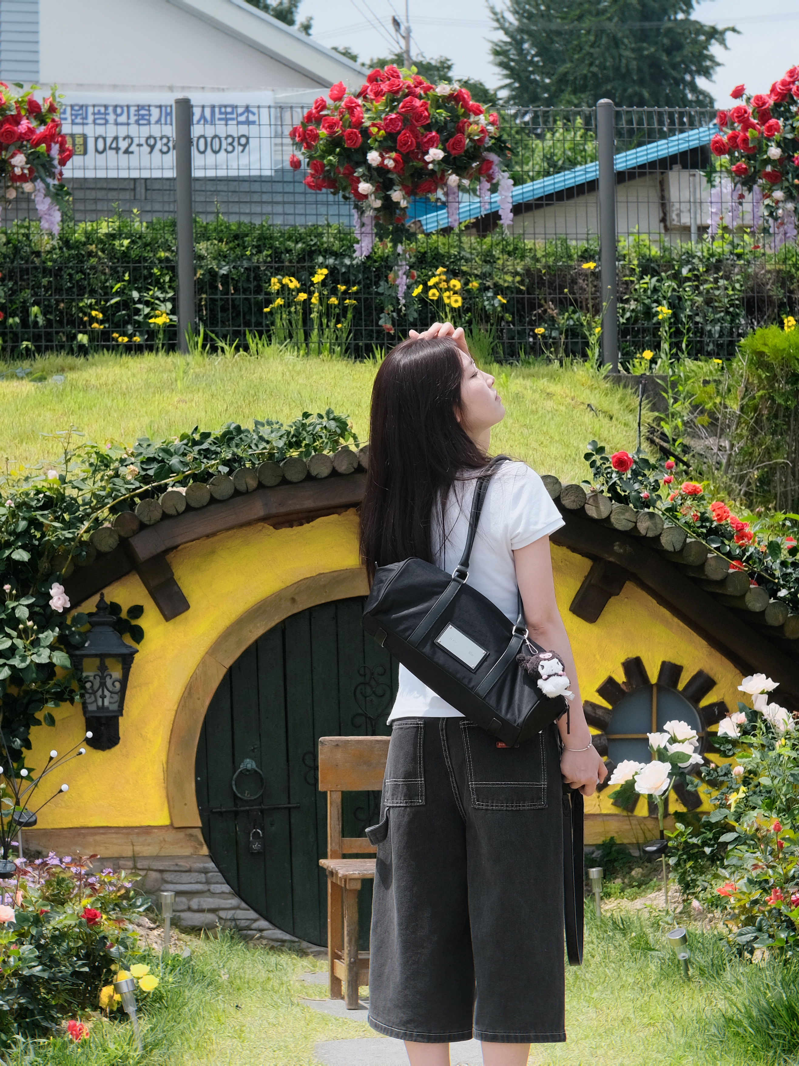 Dr. Martens 1461 Quad Black, Matin Kim Sporty Tote Bag Black 착용 스타일 - 6
