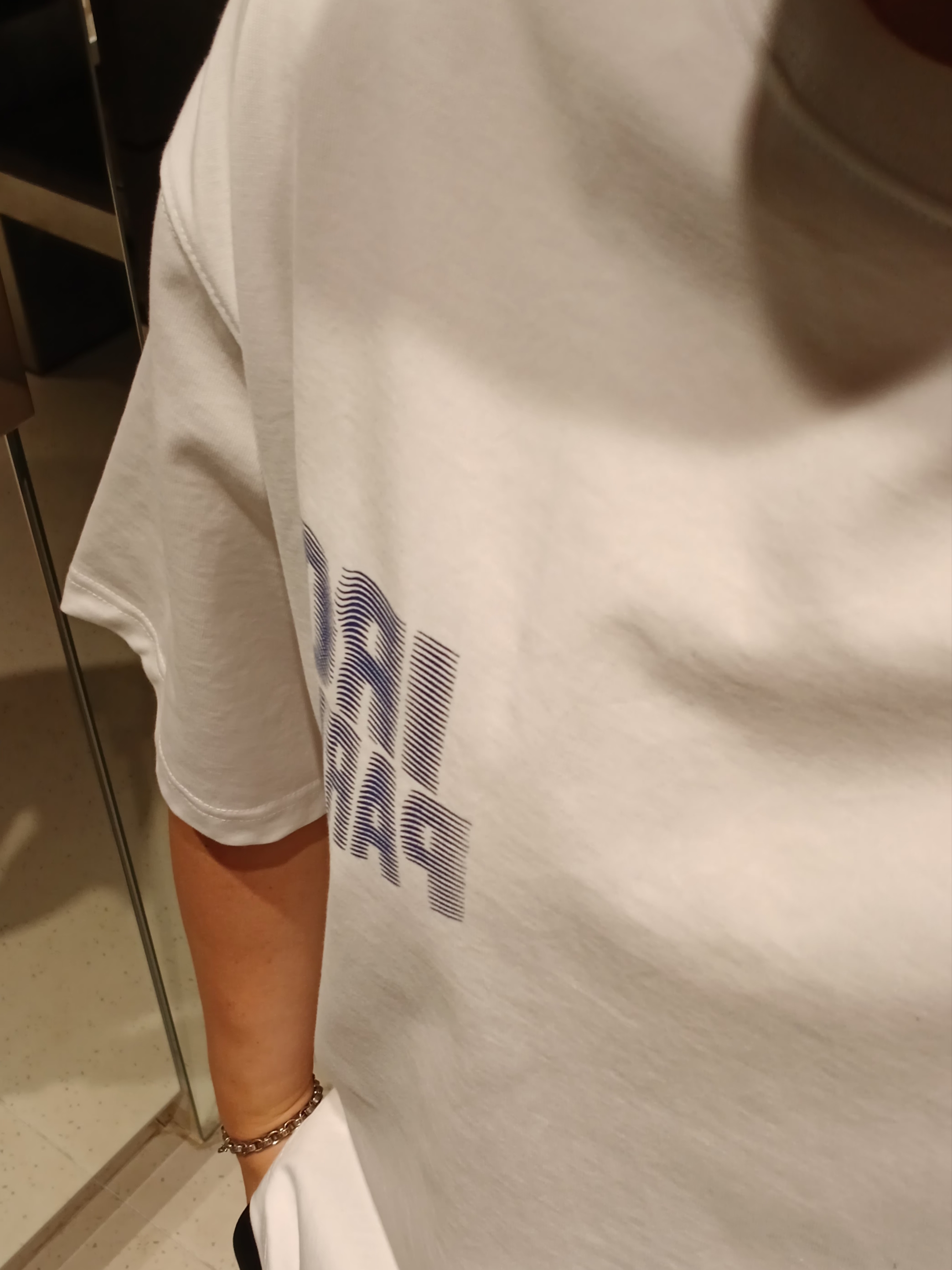Iro Troyes Iro Logo Embroidery Washed Denim Ball Cap Blue, Iro Essential Cotton Logo Ball Cap Black 착용 스타일 - 2