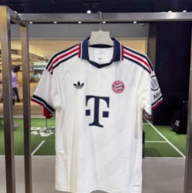 Adidas FC Bayern Munchen 2026/27 Away Jersey White - KR Sizing (Non Marking Ver.) 착용 스타일