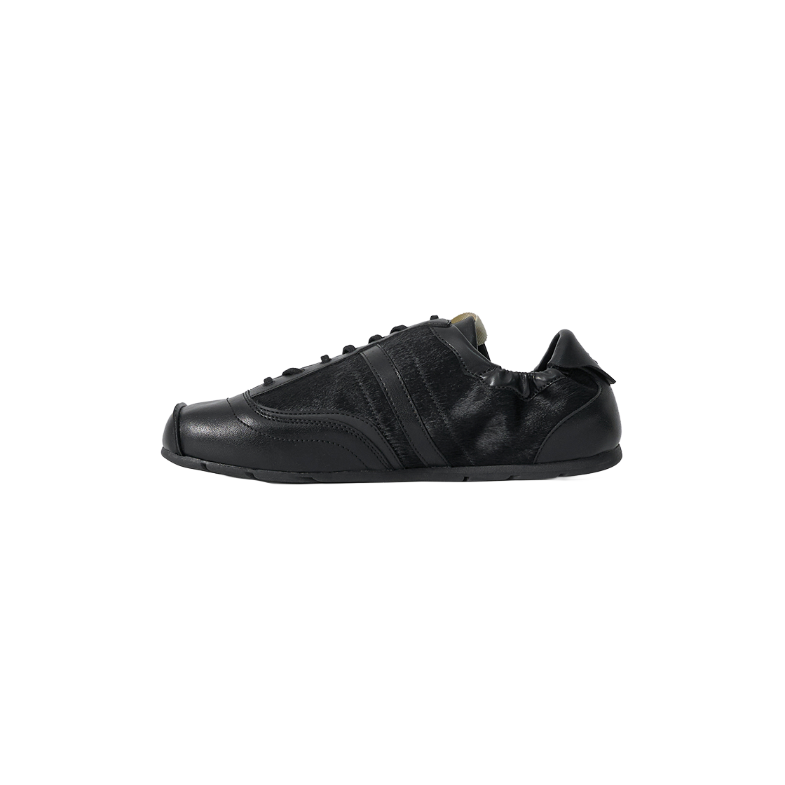 SA263WAS02BLK0 [예약배송] SATUR Oblique Calf Hair Sneakers Black