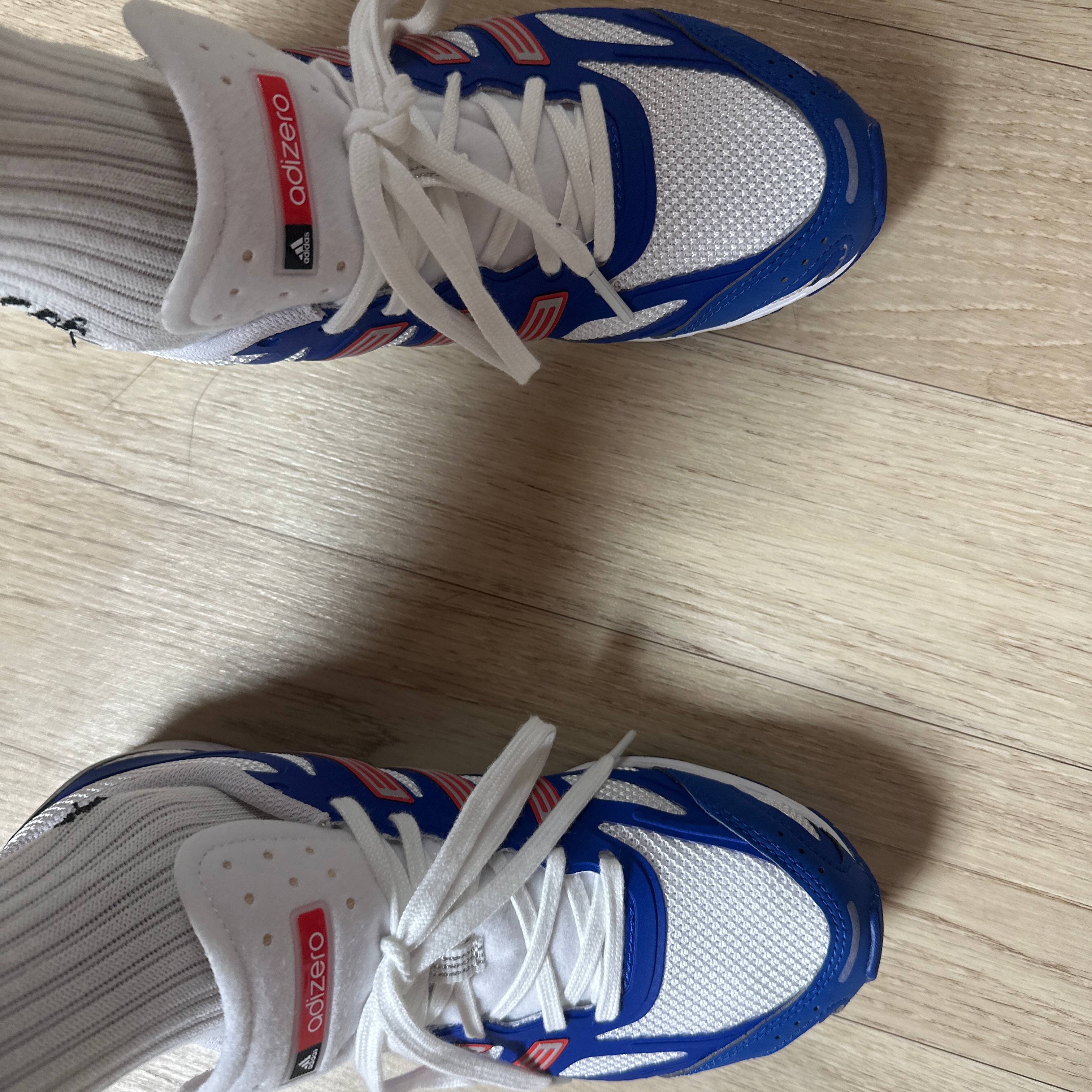 Adidas Adizero PR Collegiate Royal Bright Red 착용 스타일 - 3