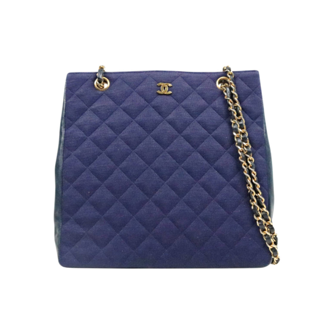 ITKHJ92BQ7AN Chanel Navy Fabric Quilted CC Chain Shoulder Bag C-A63470