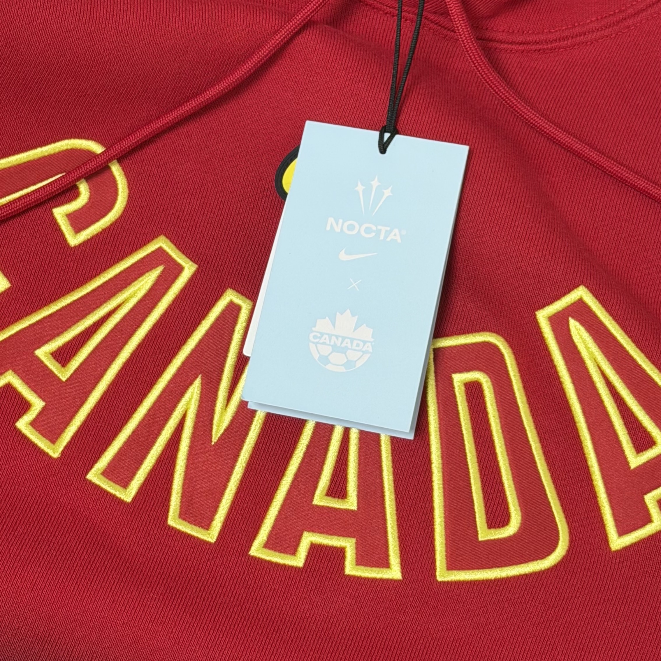 Nike x Drake Nocta Canada CS Hoodie Gym Red (IM3232-687) 착용 스타일