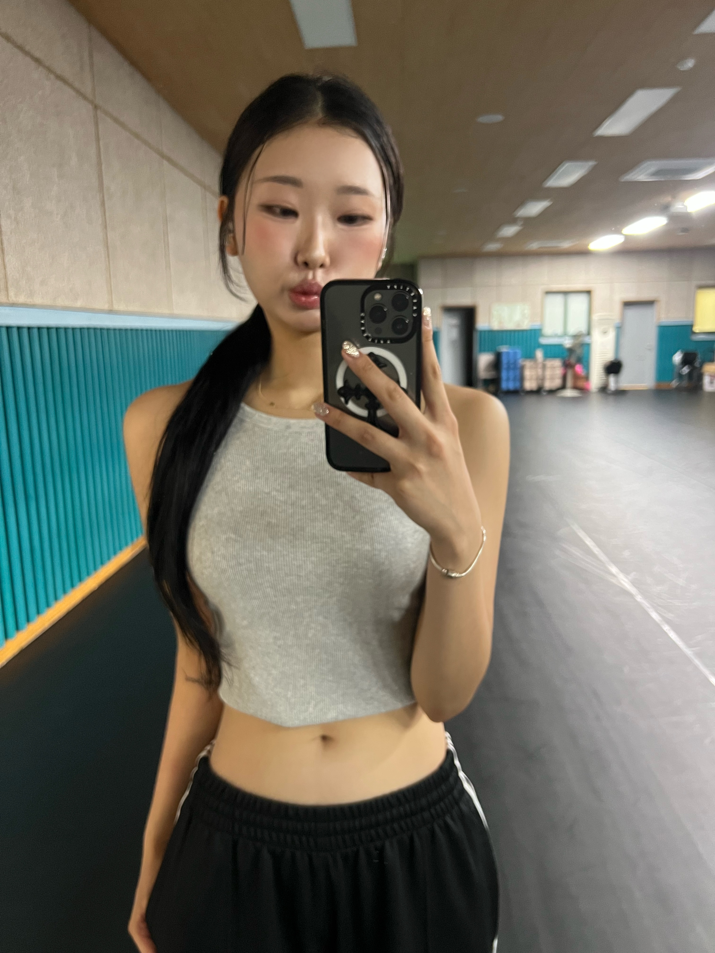(W) Pandora Moments Barrel Clasp Snake Chain Bracelet Sterling Silver, Adidas Adicolor Baggy Fit Firebird Track Pants Black - KR Sizing ์ฐฉ์ฉ ์คํ์ผ - 1
