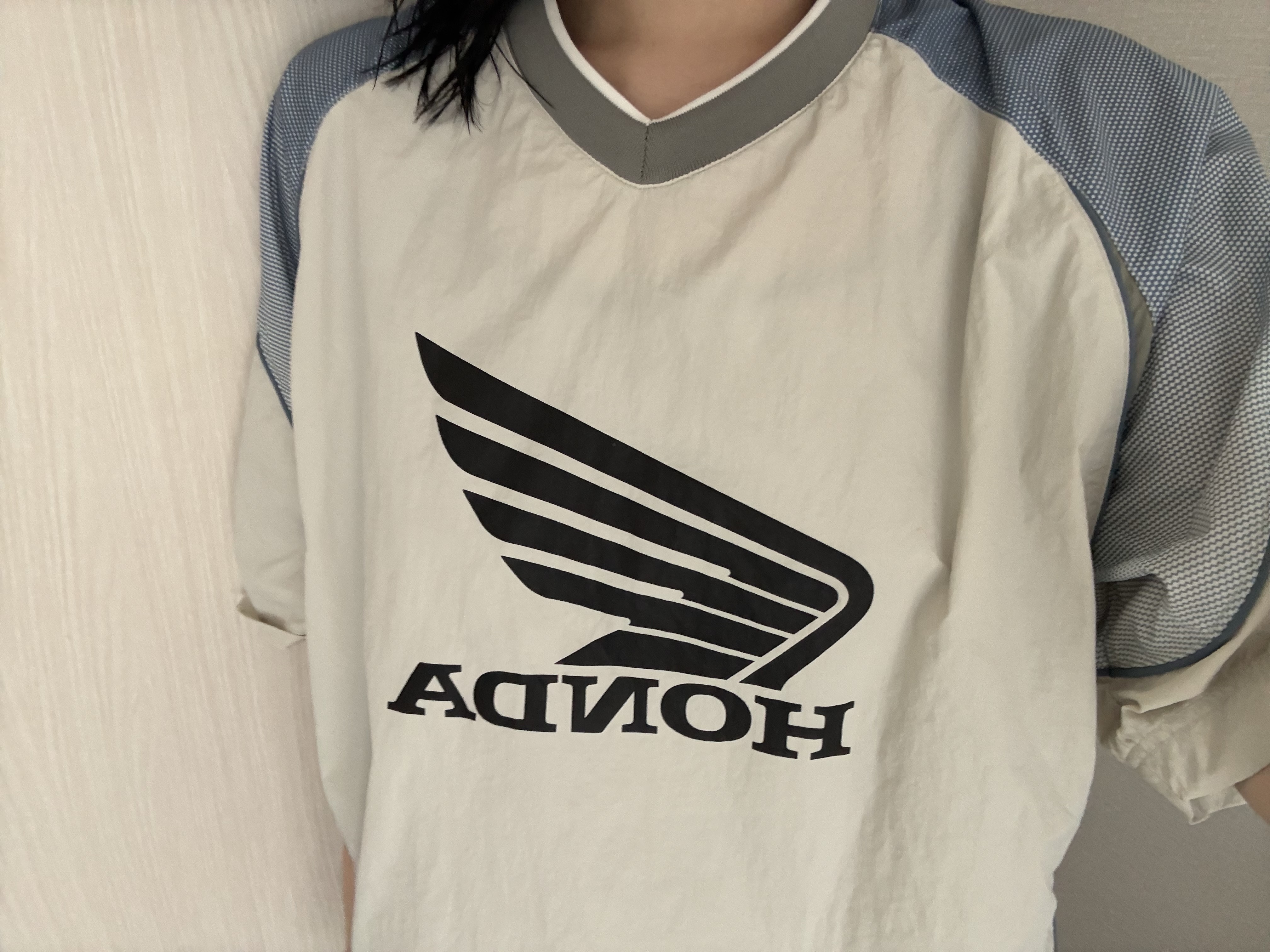 Honda Speed Track Nylon T-Shirt Beige 착용 스타일 - 1
