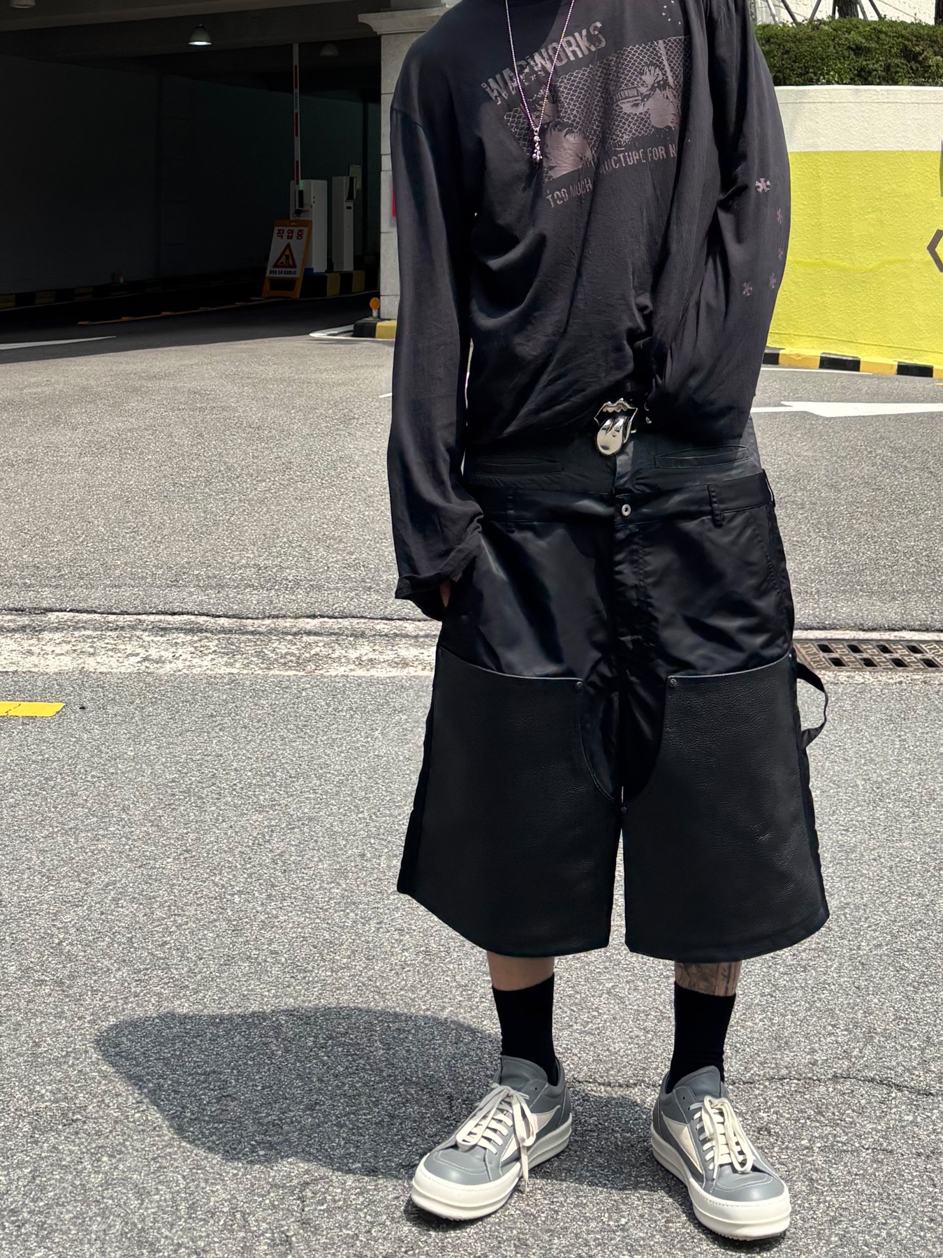 Wapworks Airflow Light Long Sleeve Black, Rick Owens Vintage Sneaks Black Milk 착용 스타일 - 2