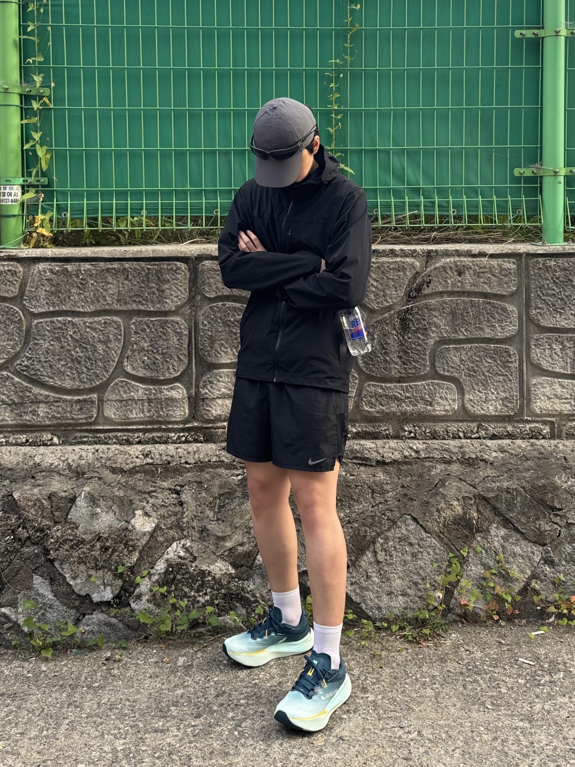 DECATHLON Men's Running Shoes Kiprun Kipride Max Teal Blue, Nike Dri-Fit Stride 7 Inch Brief Lined Running Shorts Black - Asia 착용 스타일 - 1