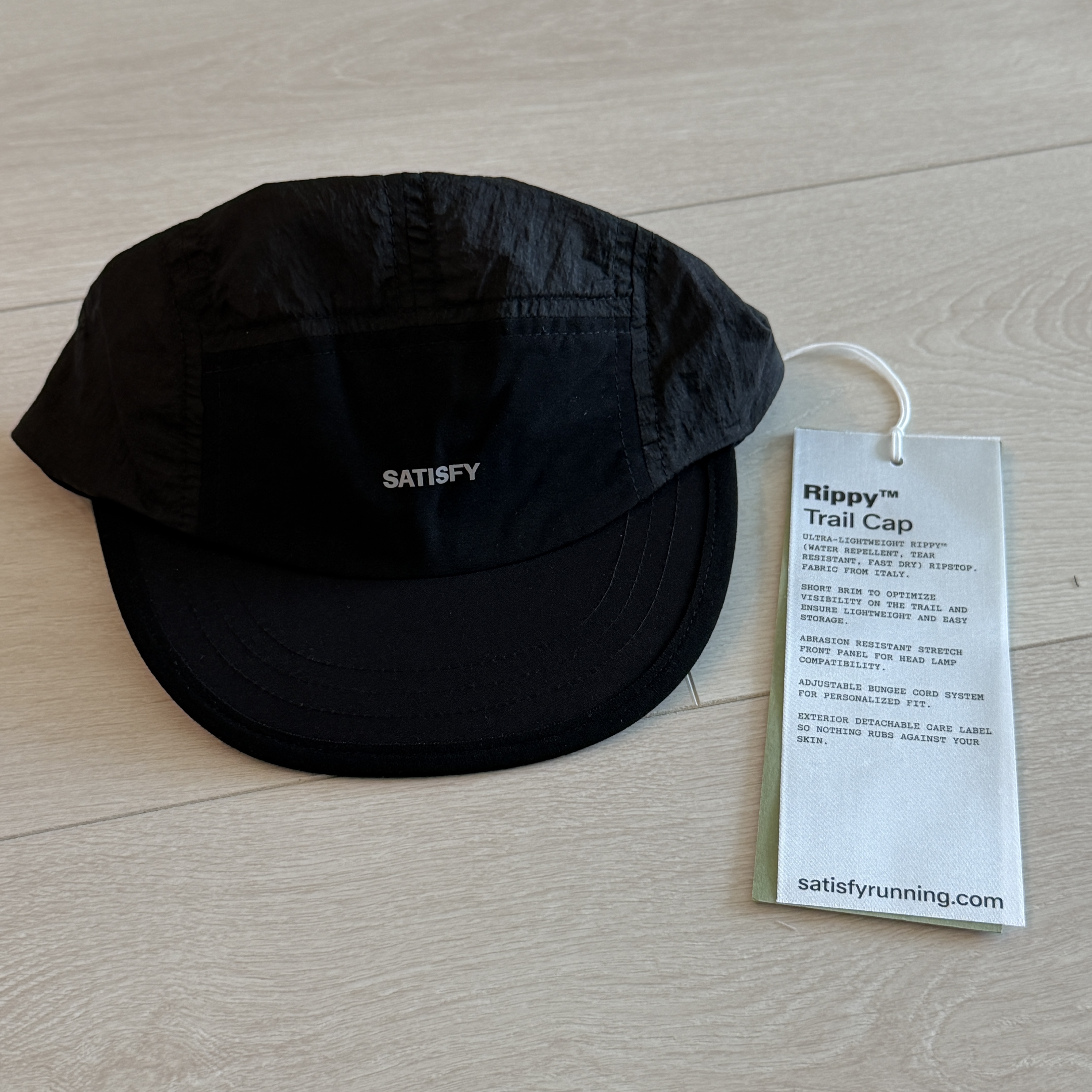 Satisfy Re-Possessed Rippy Trail Cap Black 착용 스타일 - 1