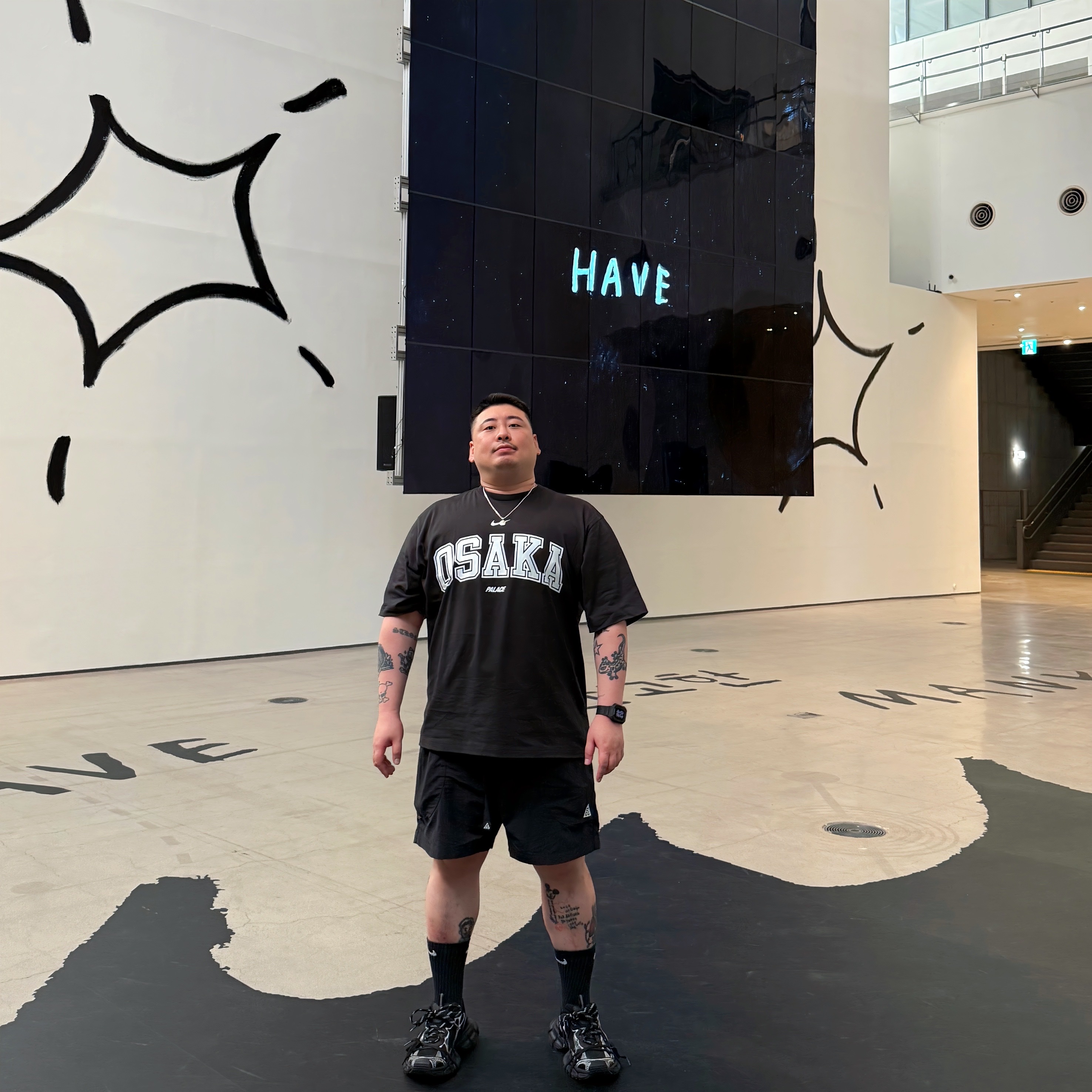 Palace x Nike Shop T-Shirt Osaka Black - 26SS, Nike ACG Dolomiti Shorts Black Summit White - Asia 착용 스타일