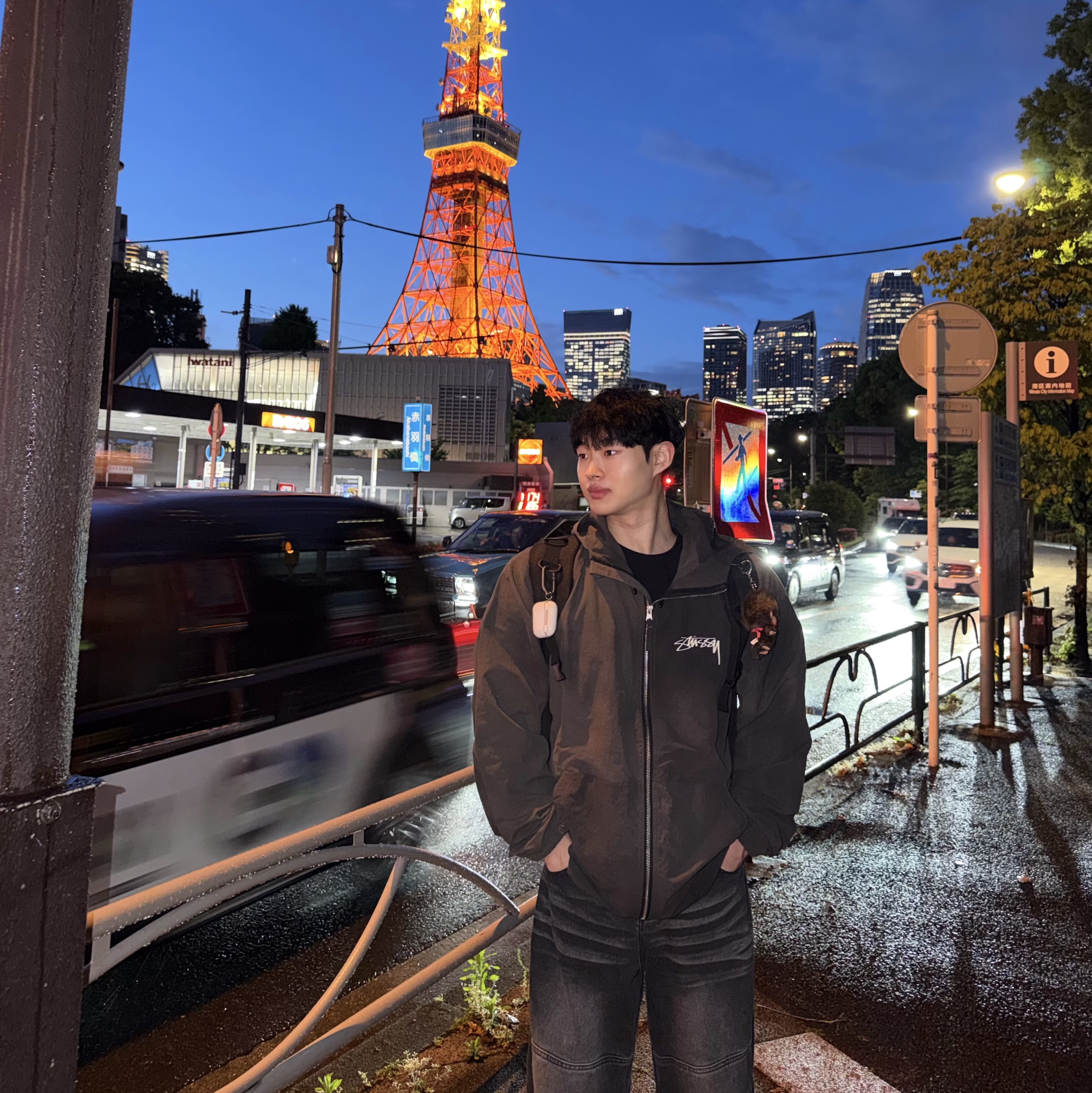 Stussy Wave Dye Beach Shell Jacket Black, Monchhichi Bighead SS Boy Key Chain Brown 착용 스타일