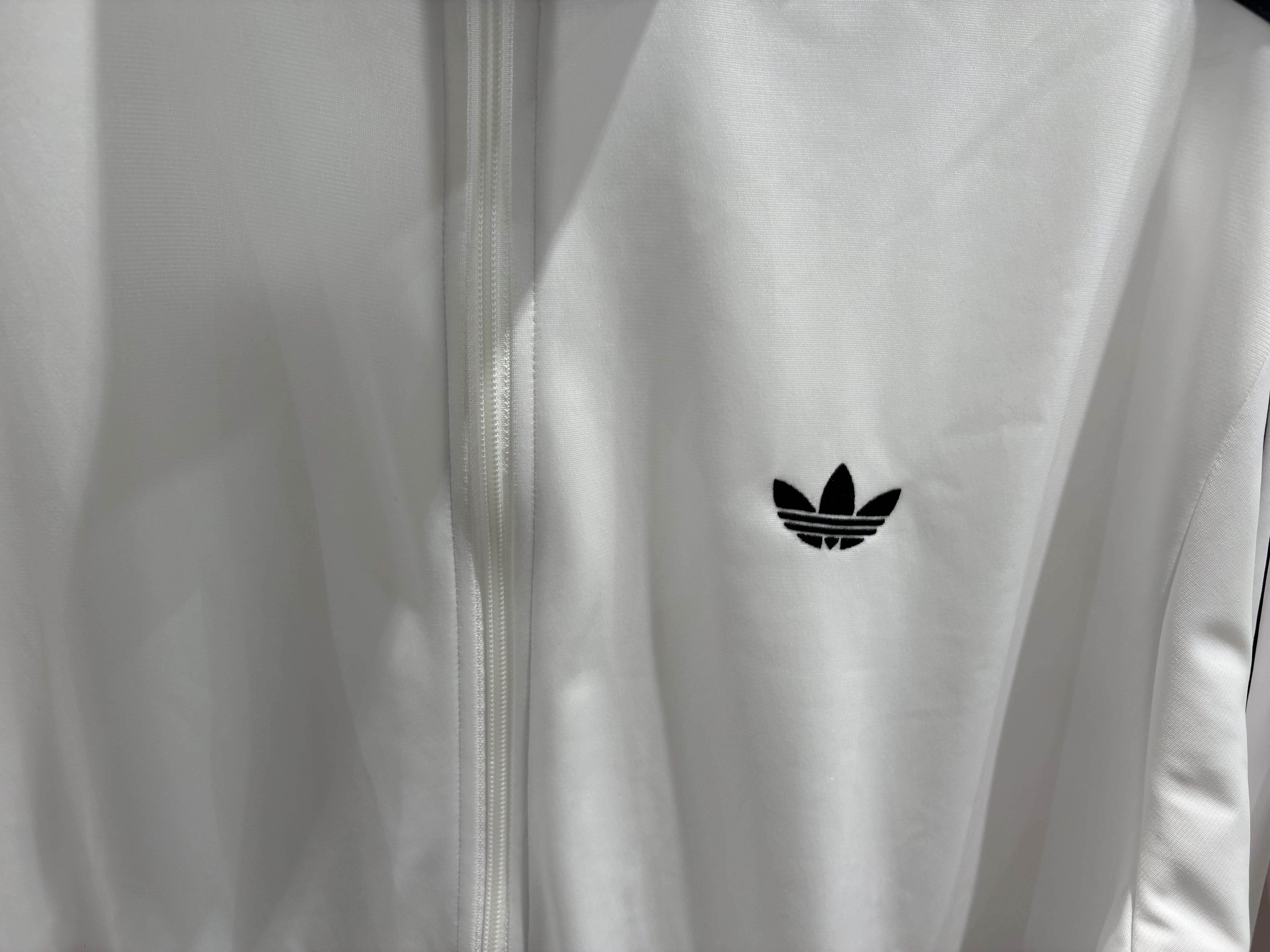 Adidas Originals Firebird Track Top White - KR Sizing 착용 스타일