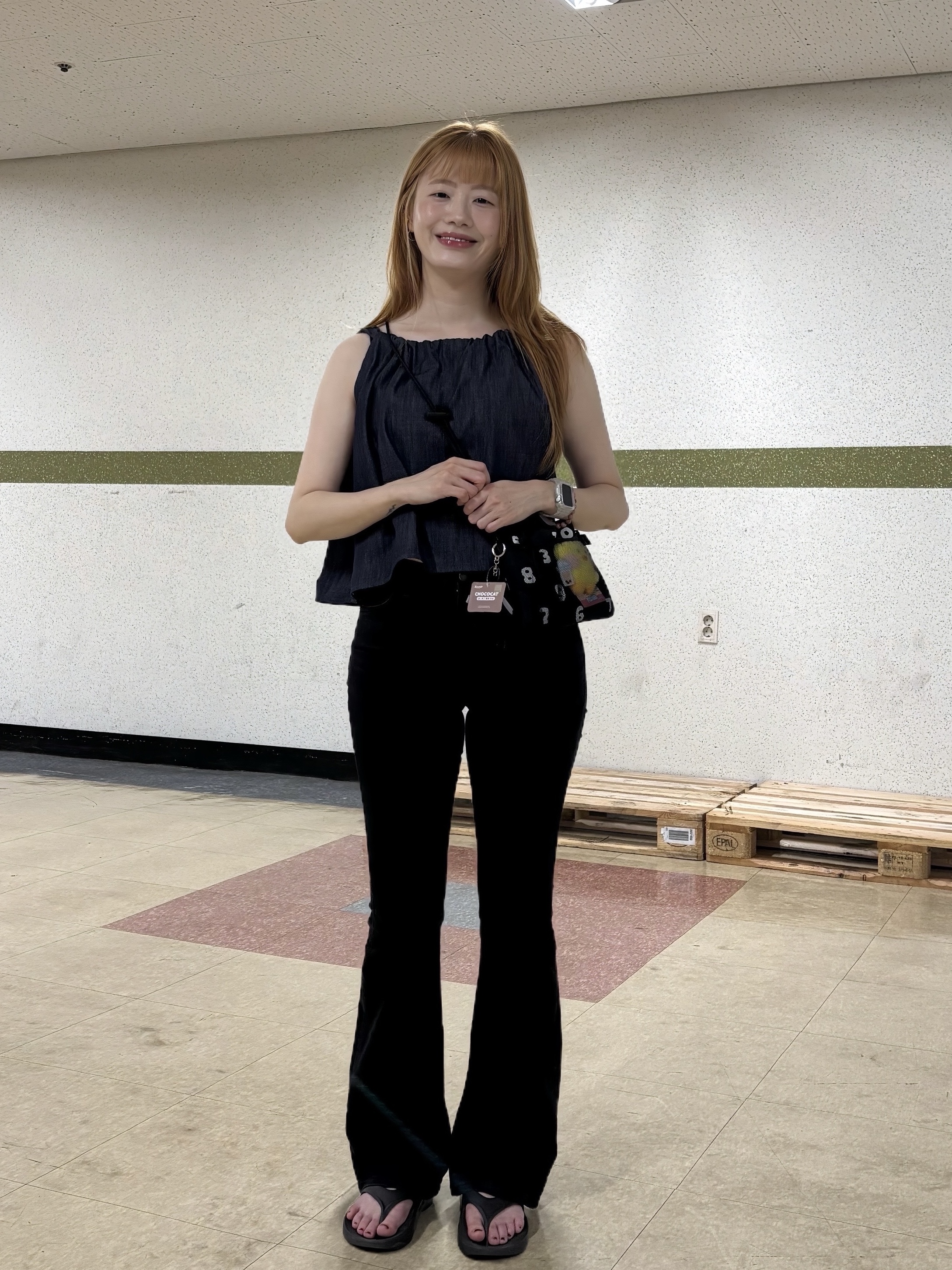 Sou Sou Poketle Mesh Sacoche Black, Oofos OOriginal Black 착용 스타일 - 2