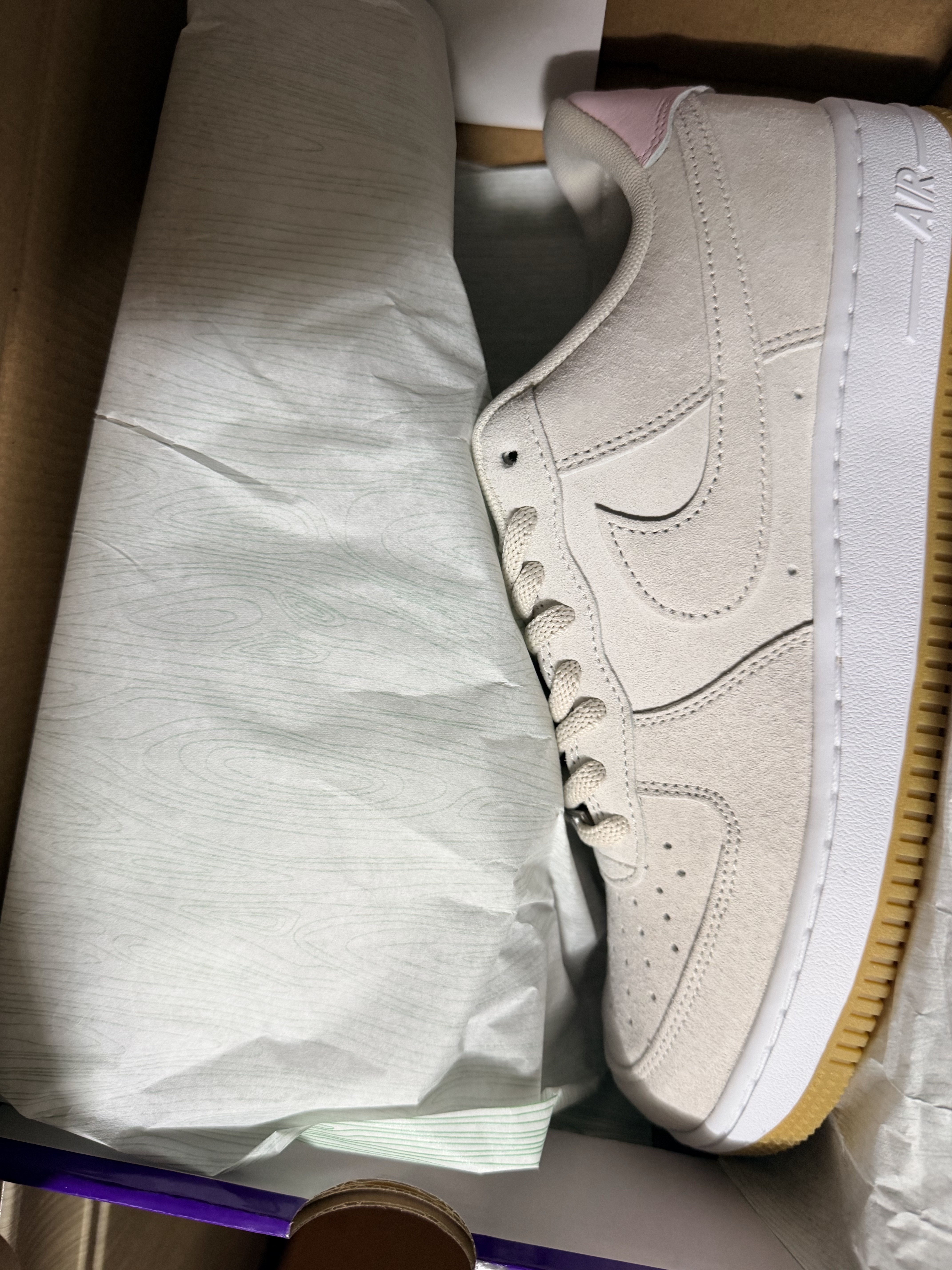 Nike SB Air Force 1 Low Light Orewood Brown and Pink Foam 착용 스타일