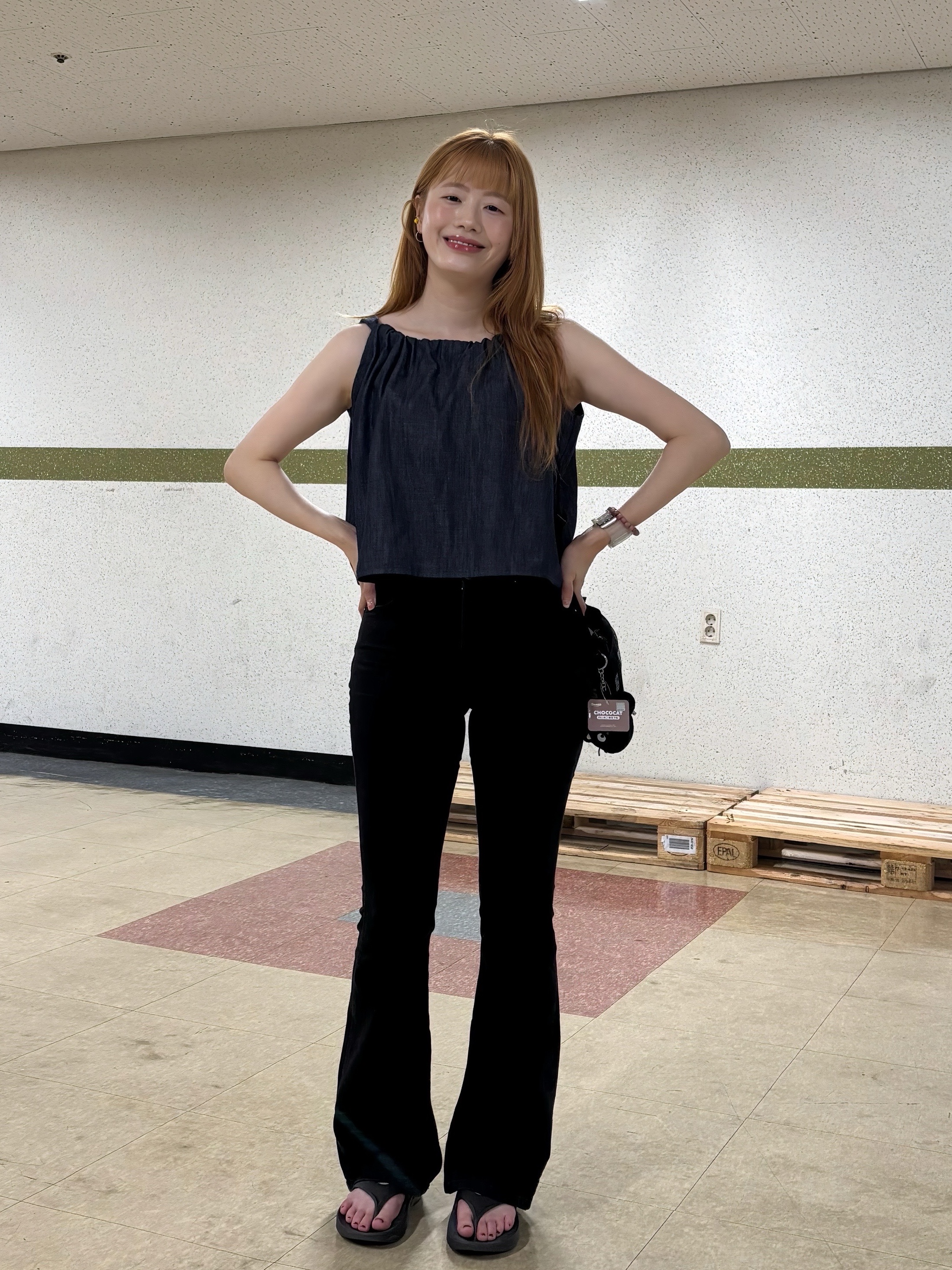 Sou Sou Poketle Mesh Sacoche Black, Oofos OOriginal Black 착용 스타일 - 8
