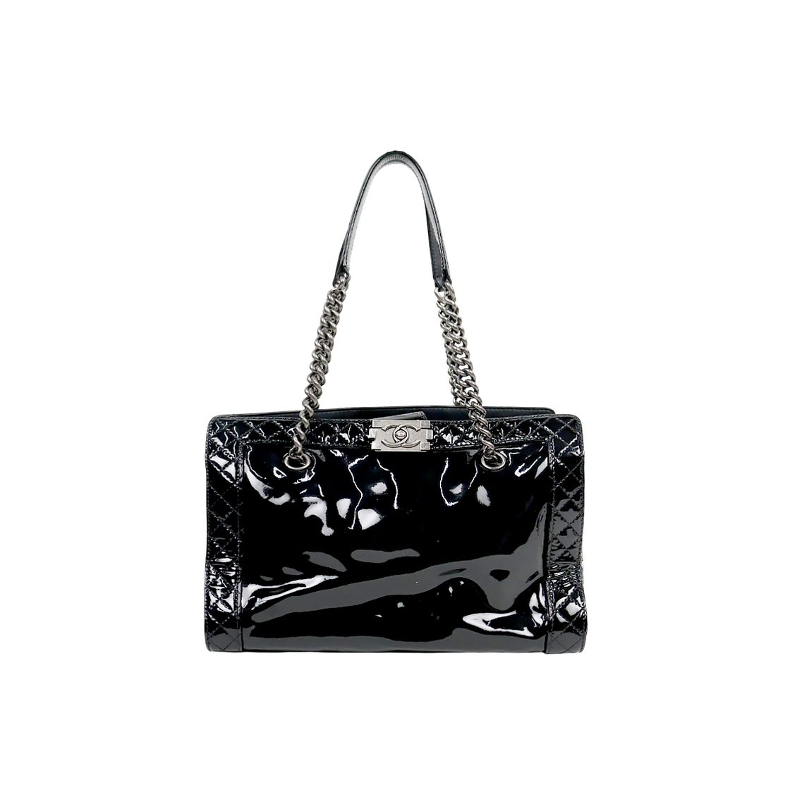 ITCVWN4DVTMQ Chanel Black Patent Boy Shopper Bag A-A60601