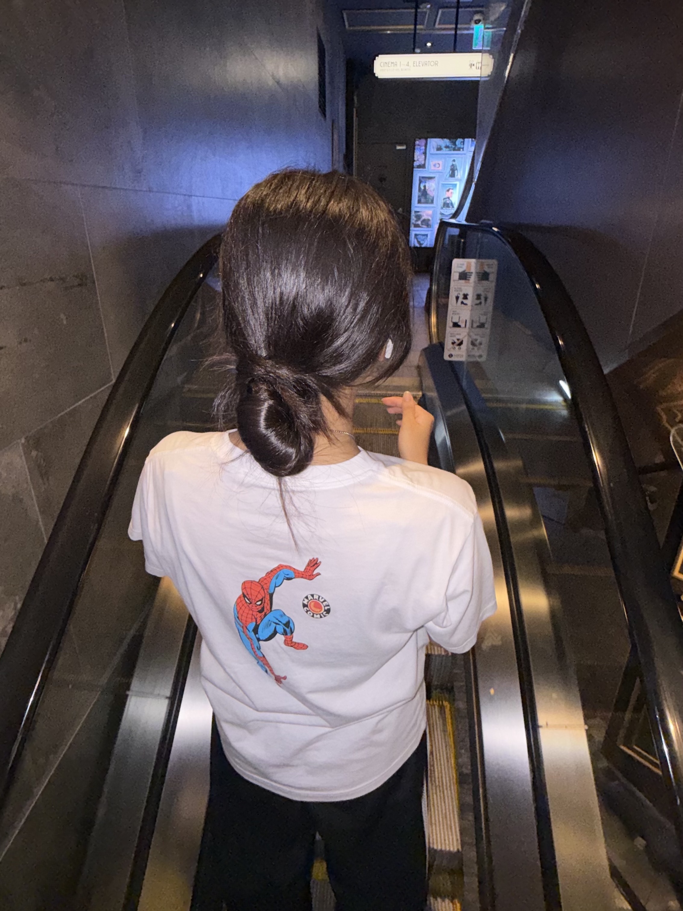(Kids) Uniqlo UT x Marvel Magic For All Icons Graphic T-Shirt White 착용 스타일