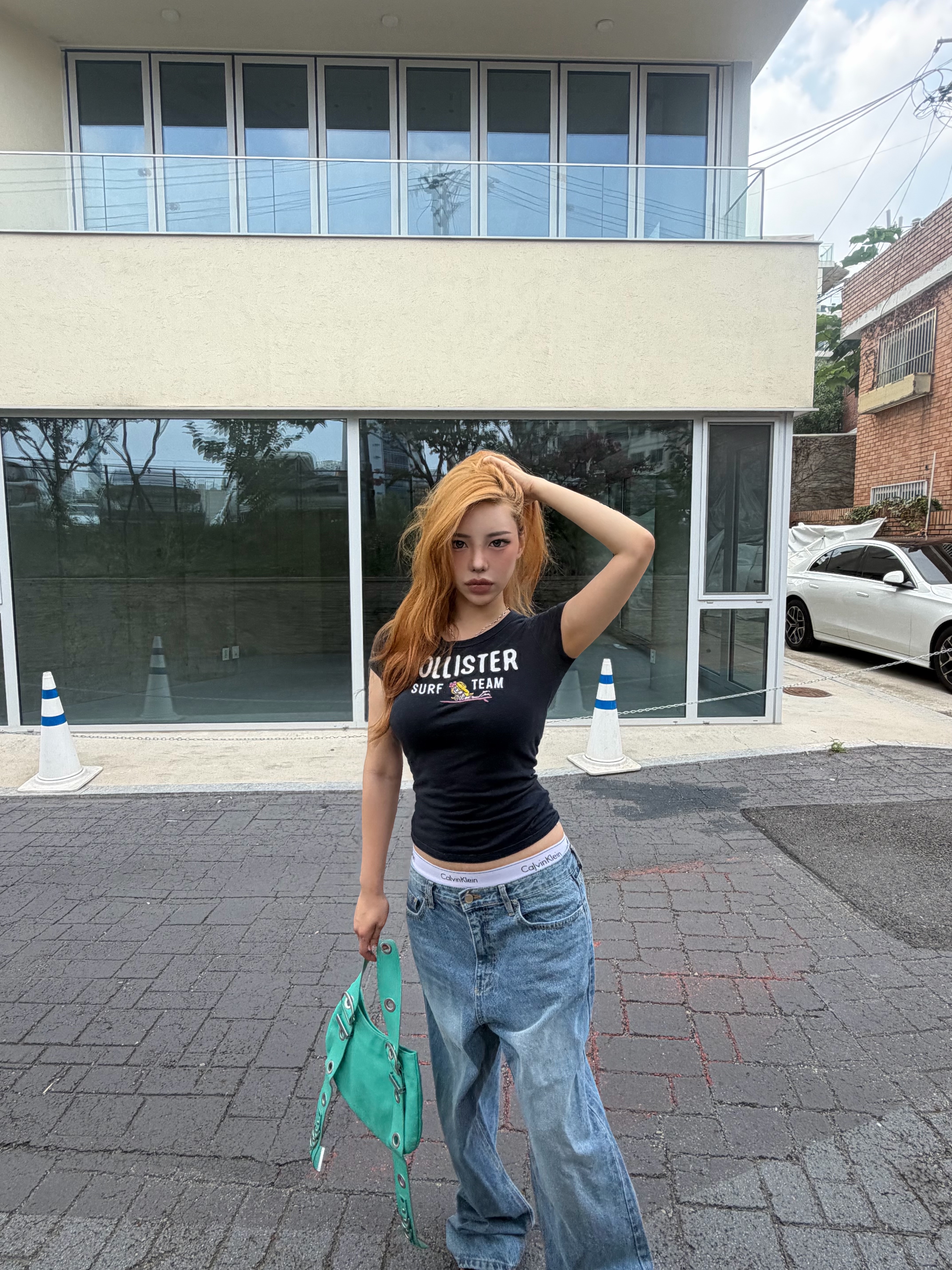 Vacant Archive Bella Mini Shoulder Bag Teal Blue, (W) Calvin Klein Modern Cotton Bikini Brief Black 착용 스타일 - 2
