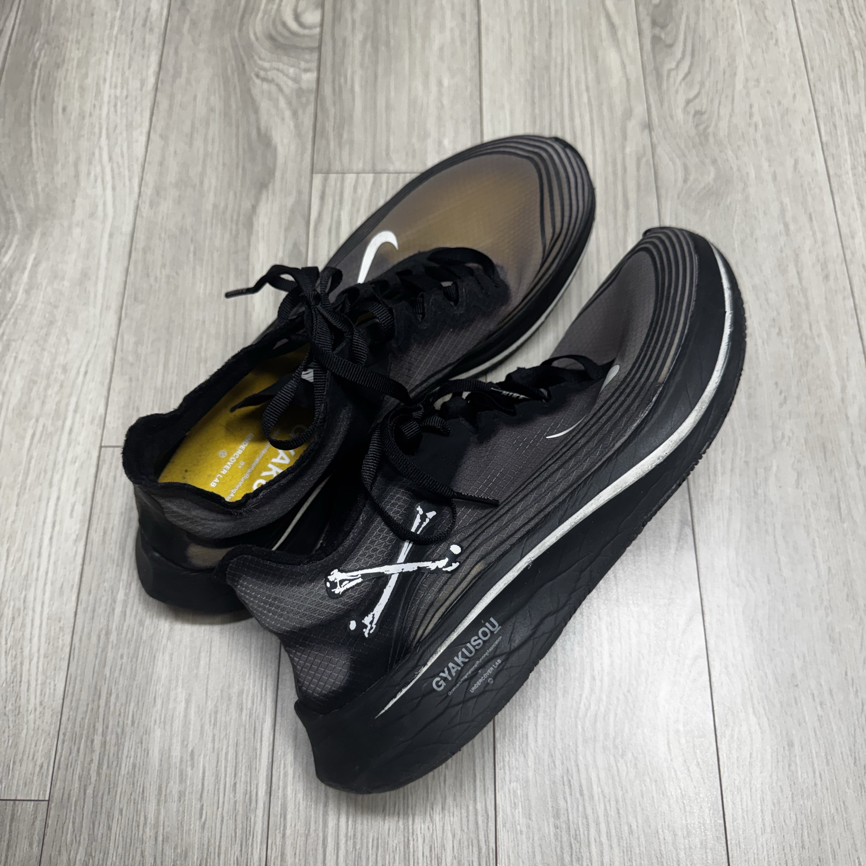 Nike x Undercover Gyakusou Zoom Fly Black 착용 스타일 - 4