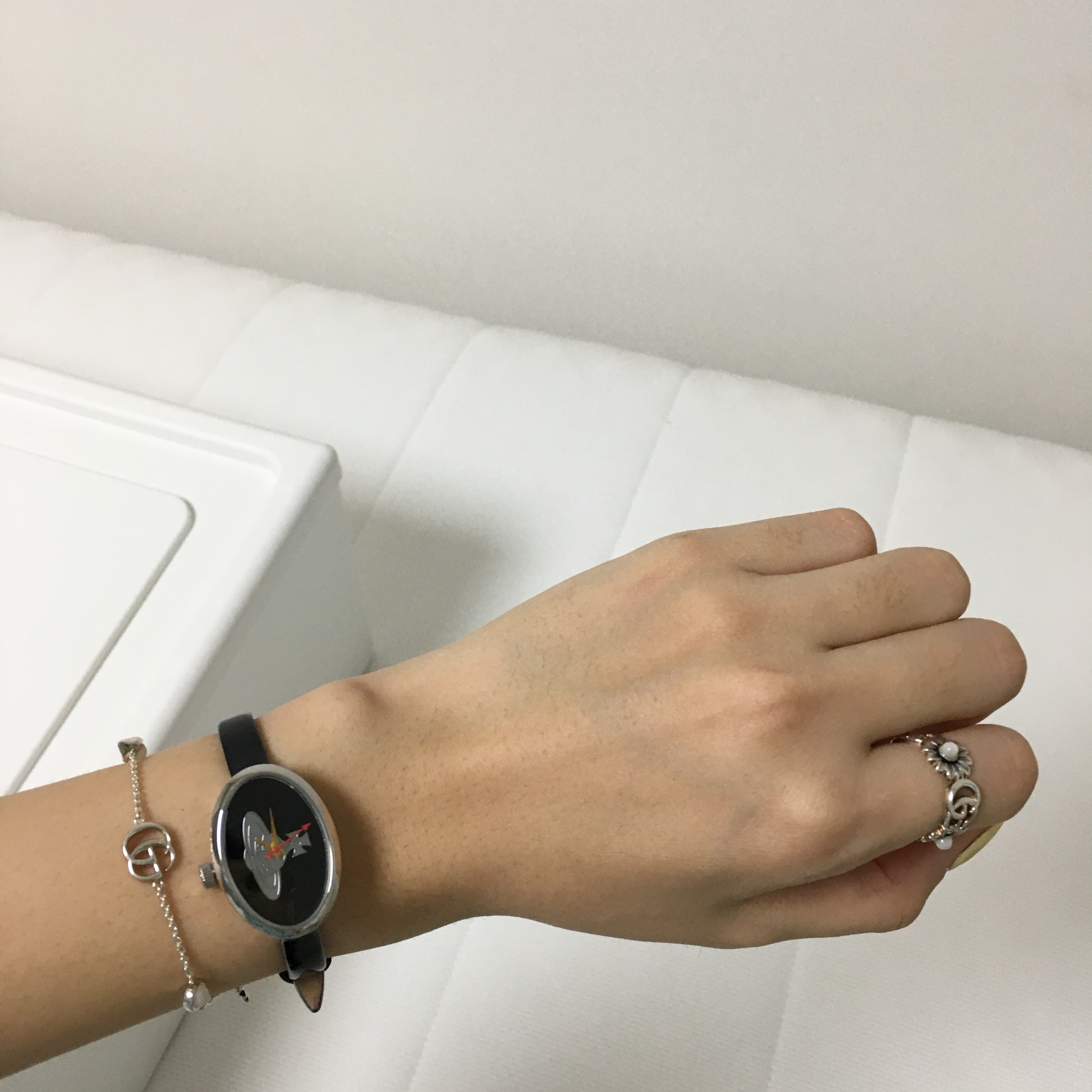 Casio LTP-V007L-7B2, Vivienne Westwood Medal VV019BK 착용 스타일 - 6