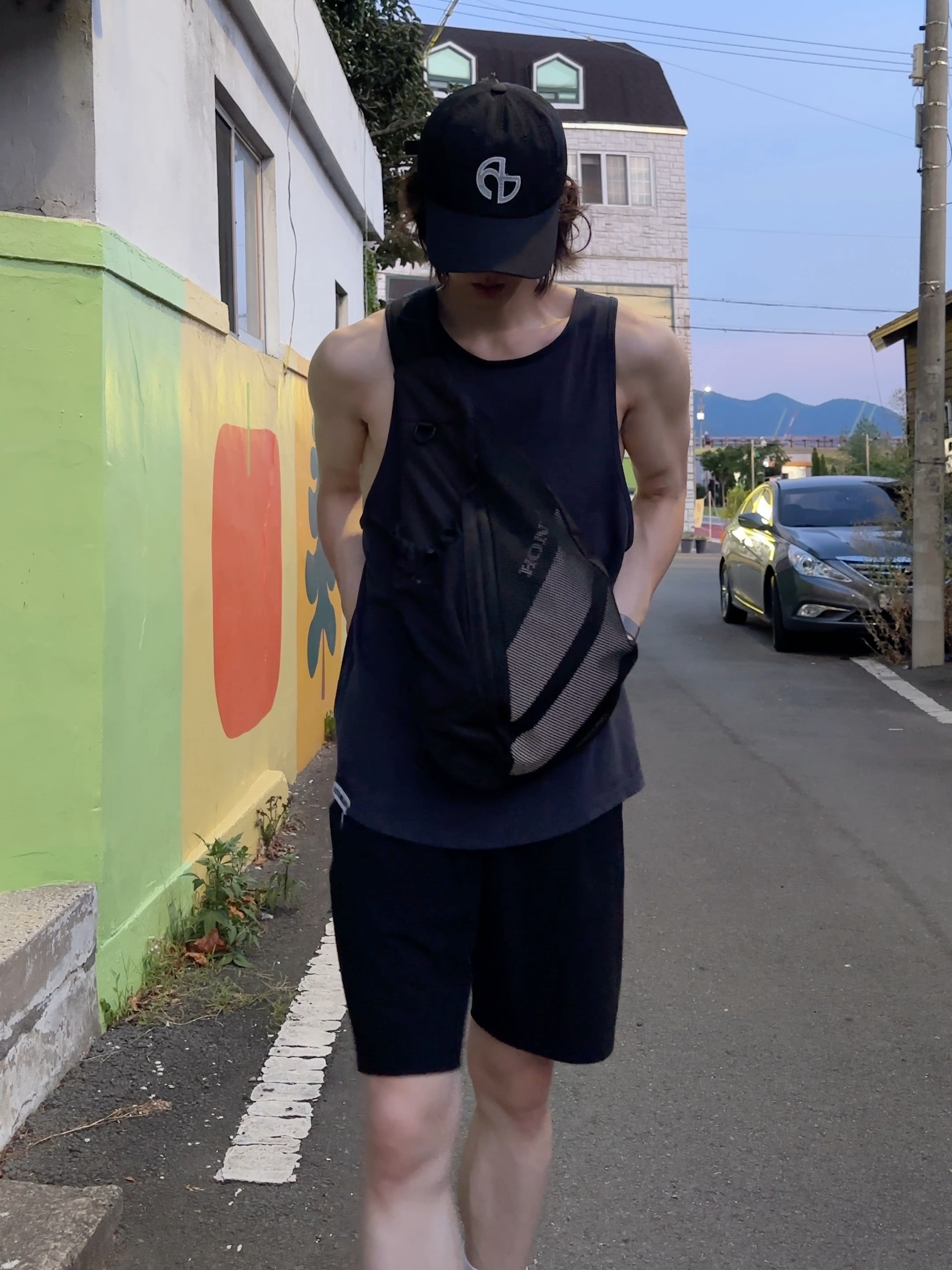 Honda Motorcycle Sling Bag Black, Converse x Ader Error Shapes Light Jacket Converse Black 착용 스타일 - 2