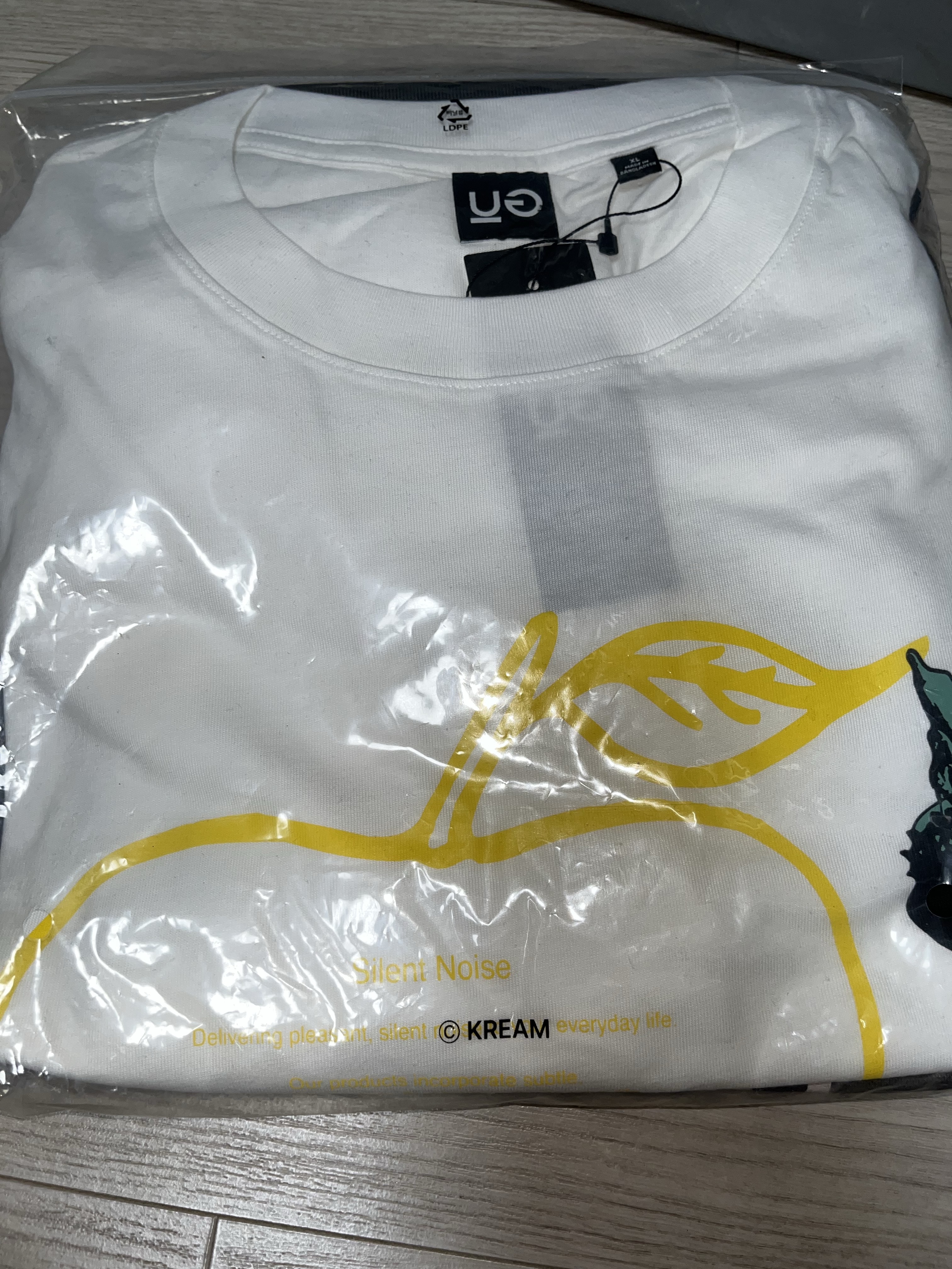 GU x Undercover Graphic T-Shirt Undercover 4 White 착용 스타일