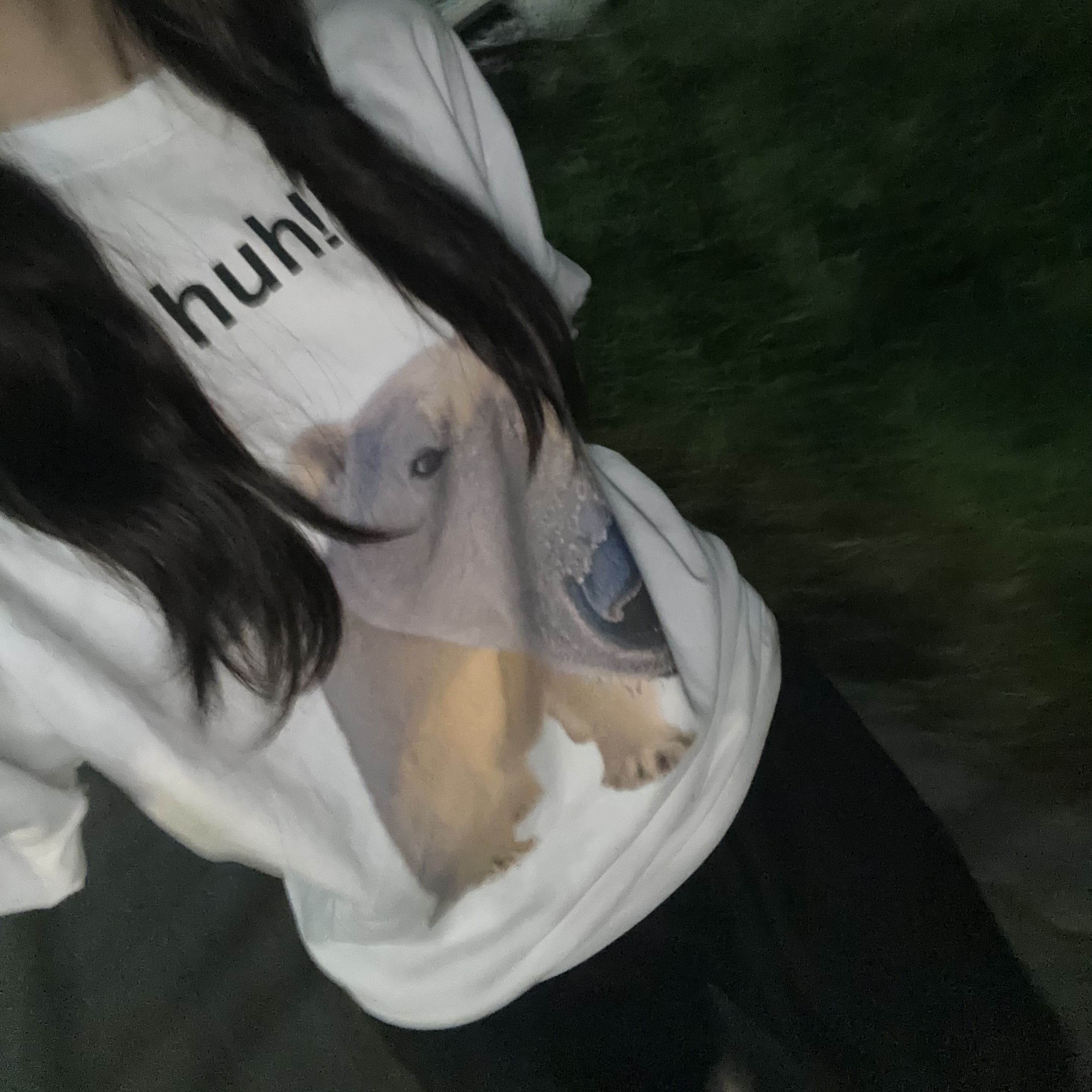 Suade Huh Tee White 착용 스타일 - 4