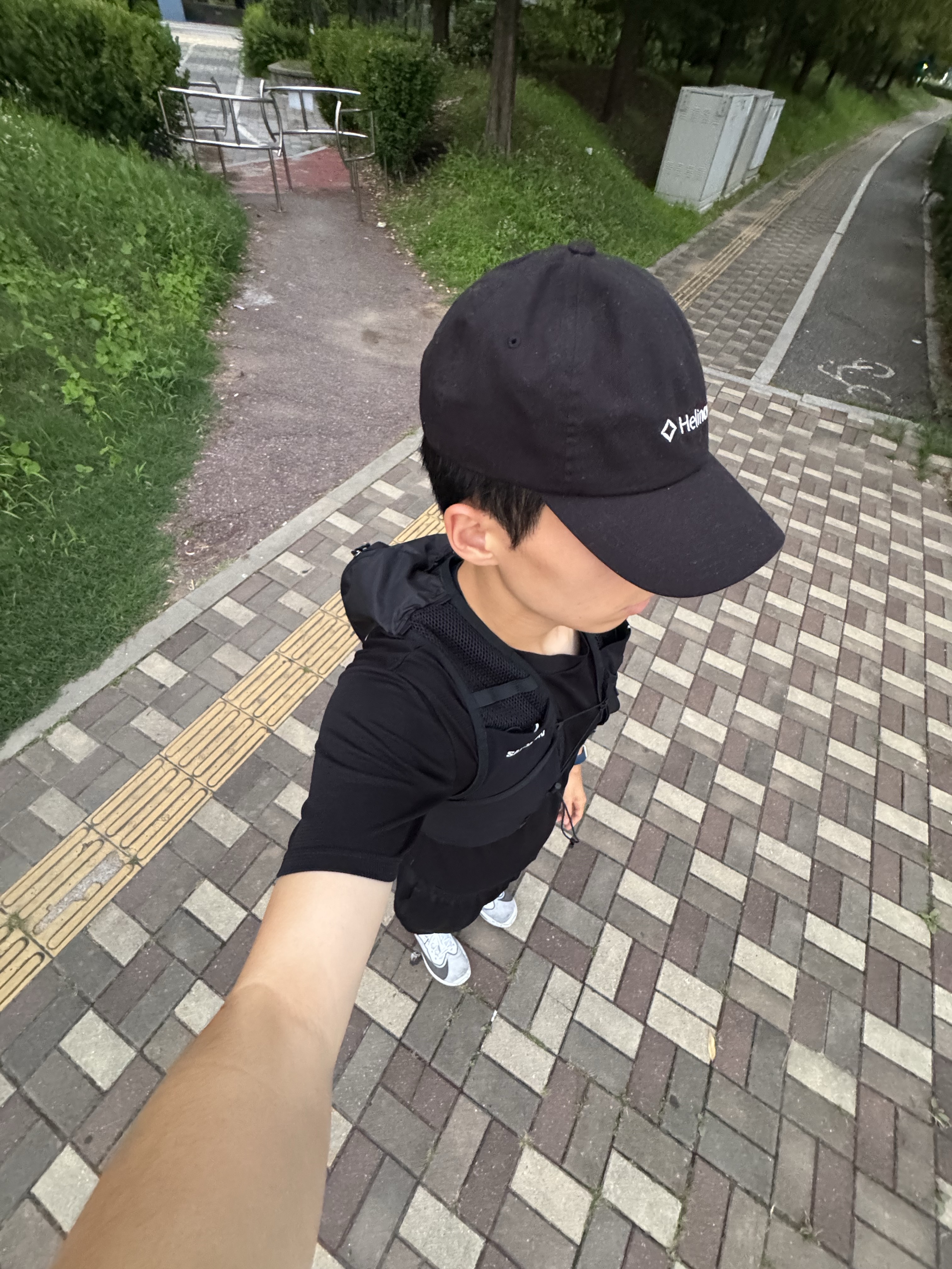 Helinox Wear 6-Panel Cotton Twill Baseball Cap Gray, Nike Zoom Fly 6 White Smoke Grey 착용 스타일 - 1