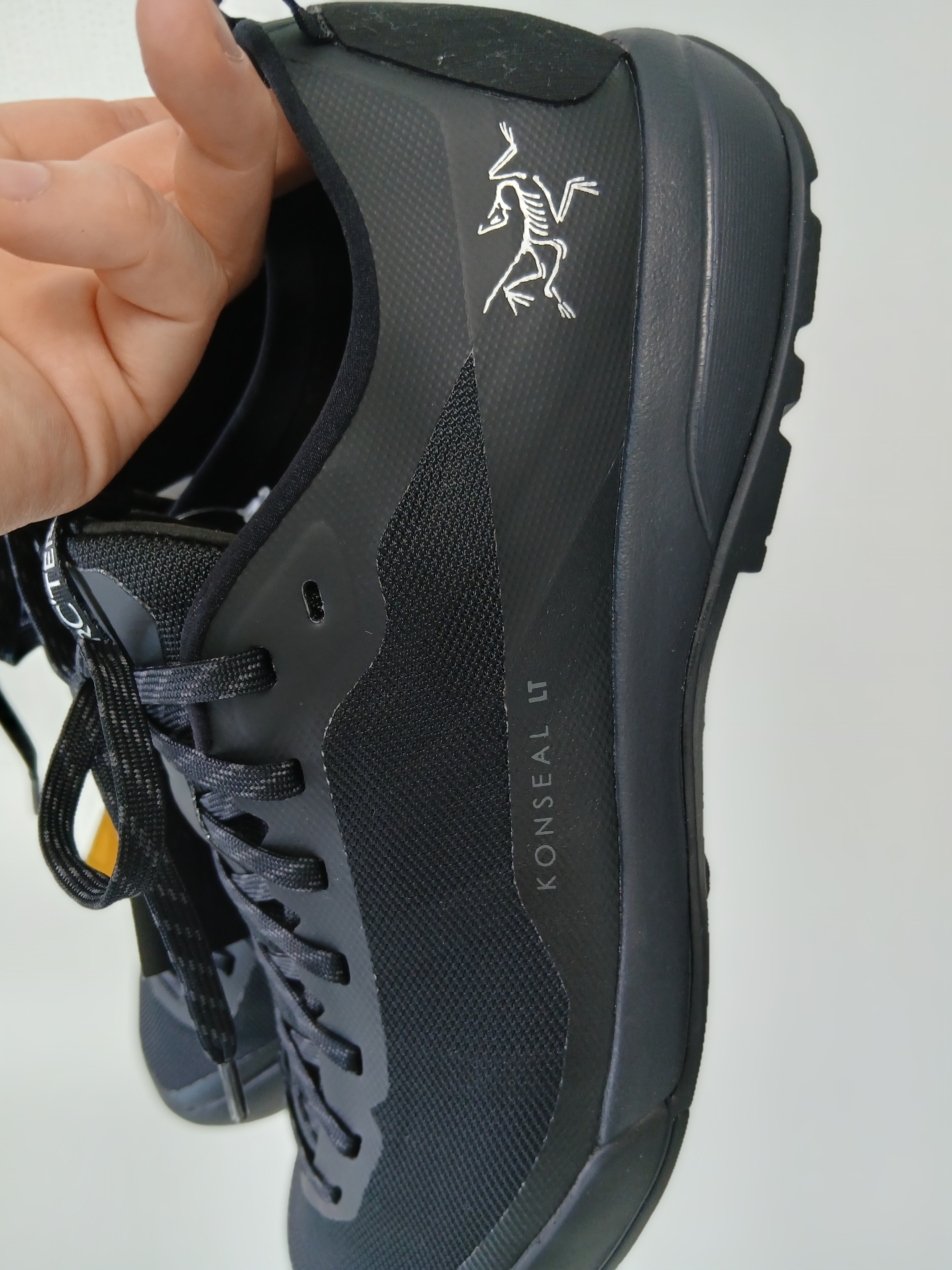 Arc'teryx Konseal LT Black, (W) Arc'teryx Konseal LT Black 착용 스타일 - 3