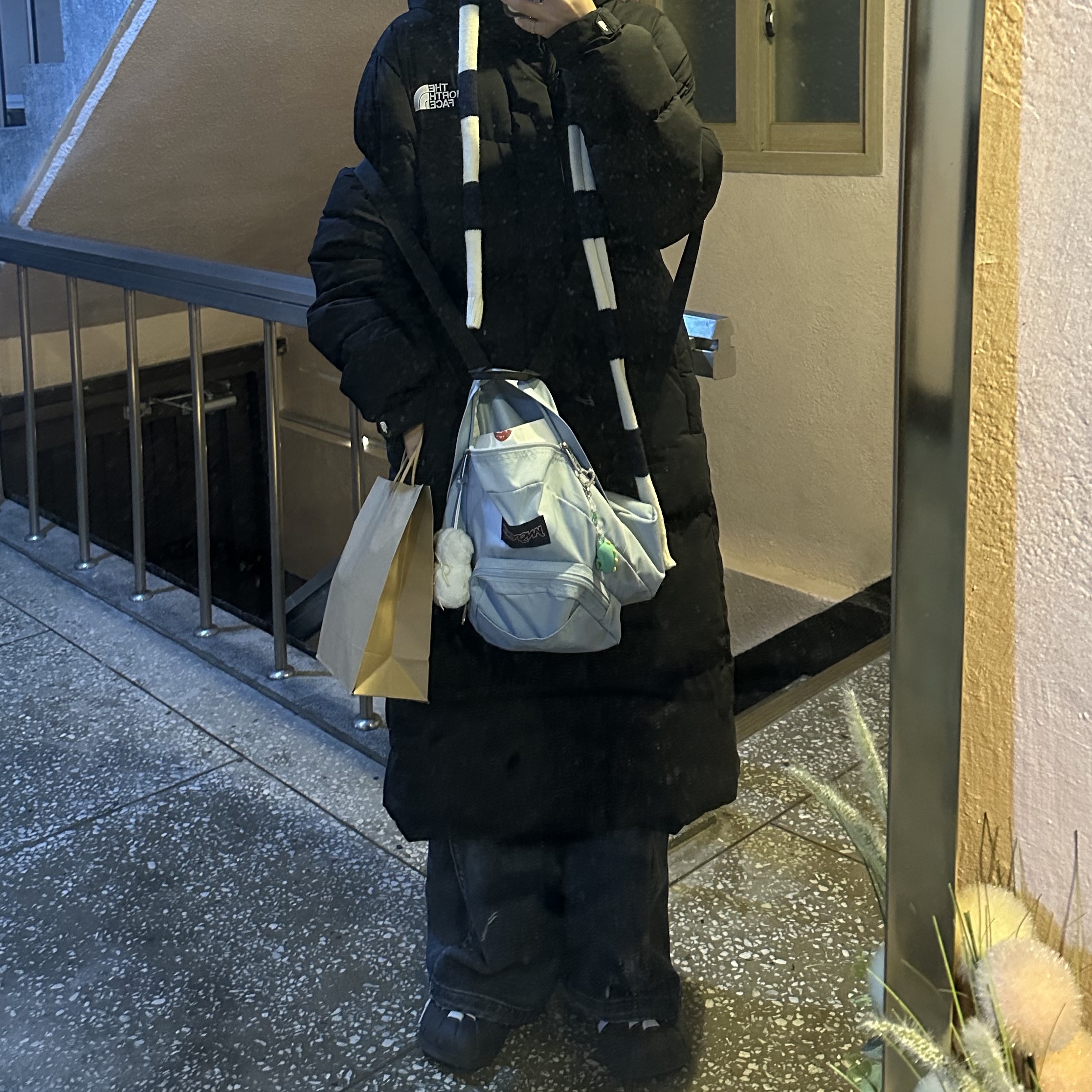 Jansport Half Pint Mini Backpack Blue Dusk, Adidas Adilette Clog Black White 착용 스타일