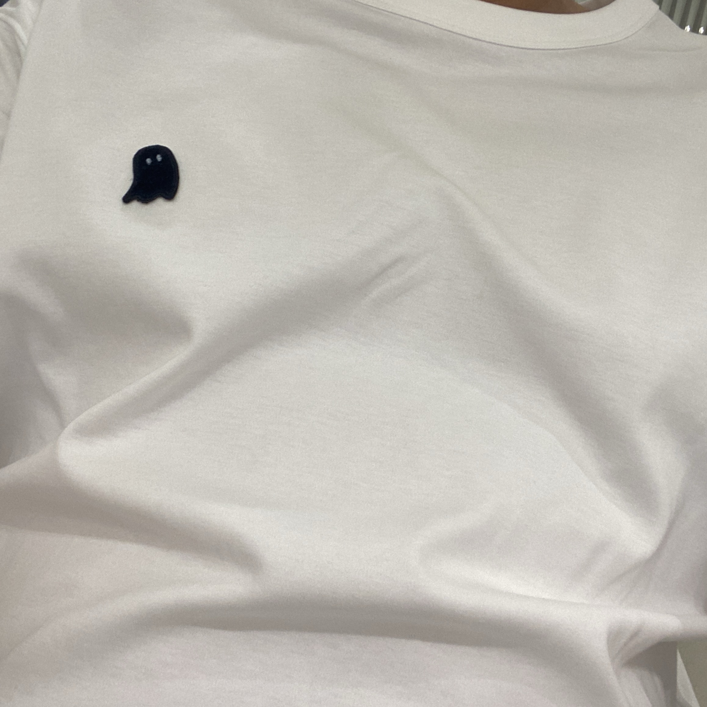 ZIOSONGZIO SEMBLANCE Silket T-Shirt White 착용 스타일