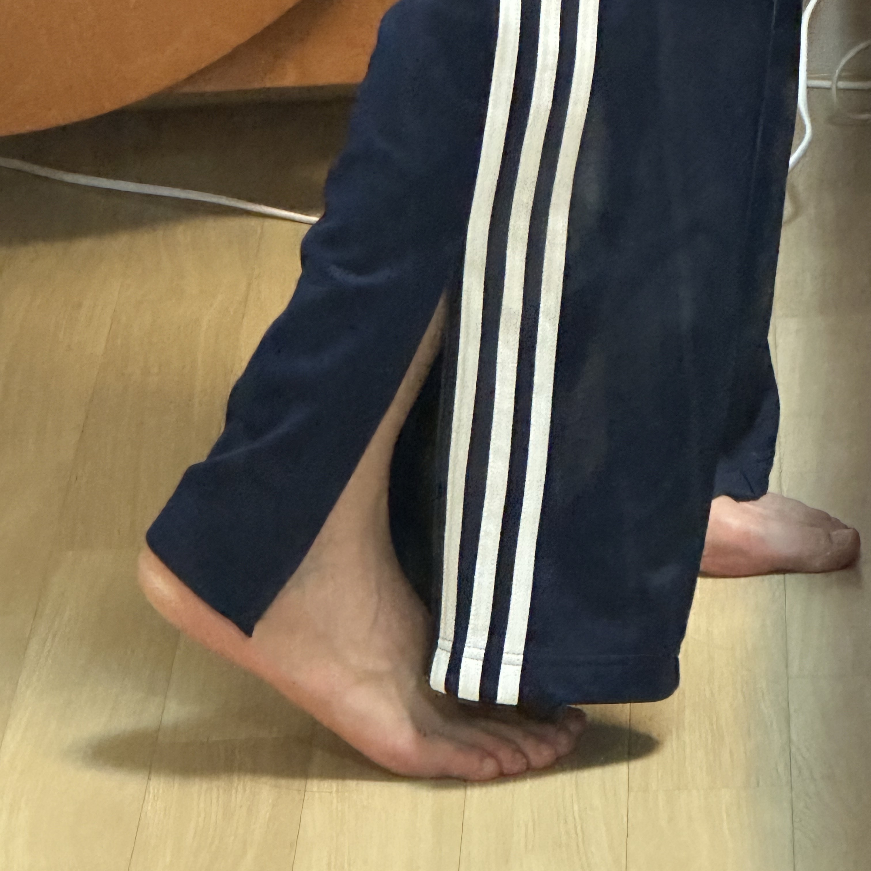 (W) Adidas Originals Firebird Loose Track Pants Night Indigo White - KR Sizing, (W) Adidas Firebird Loose Track Pants Night Indigo Off White - KR Sizing 착용 스타일 - 4