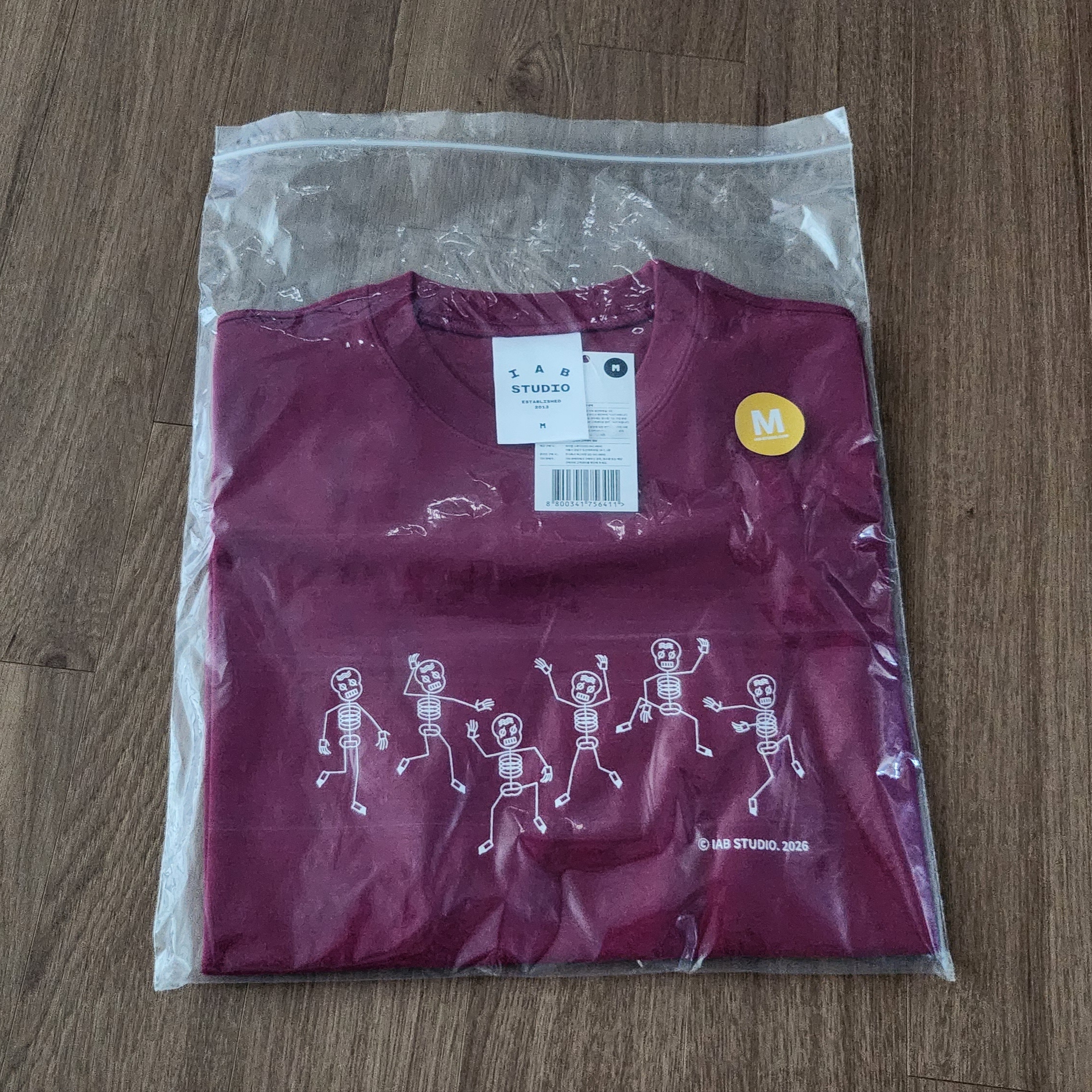IAB Studio Dancing Bone T-Shirt Burgundy 착용 스타일 - 3