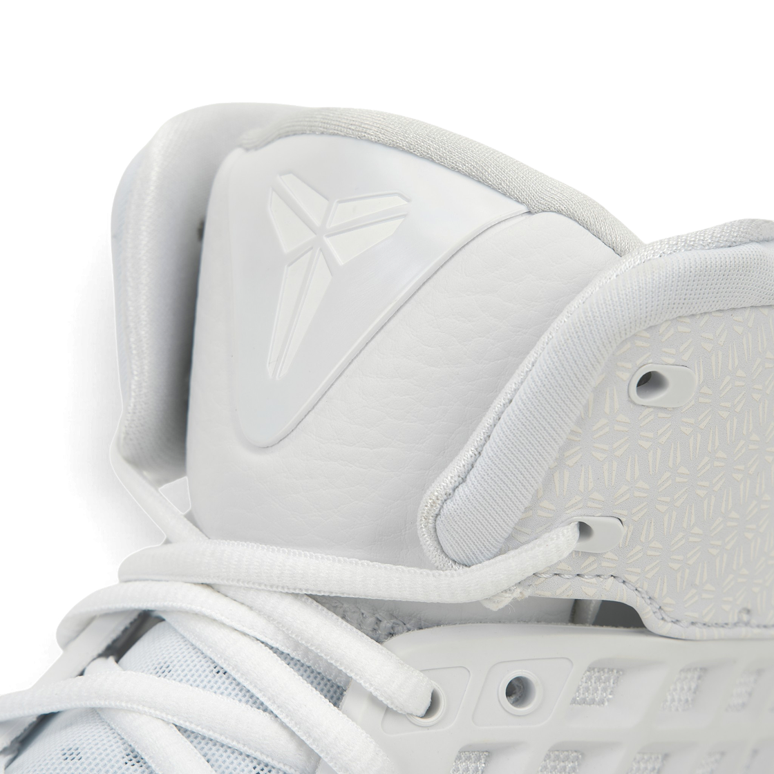 나이키 코비 3 프로트로 헤일로 화이트(Nike Kobe 3 Protro Halo White) - 7