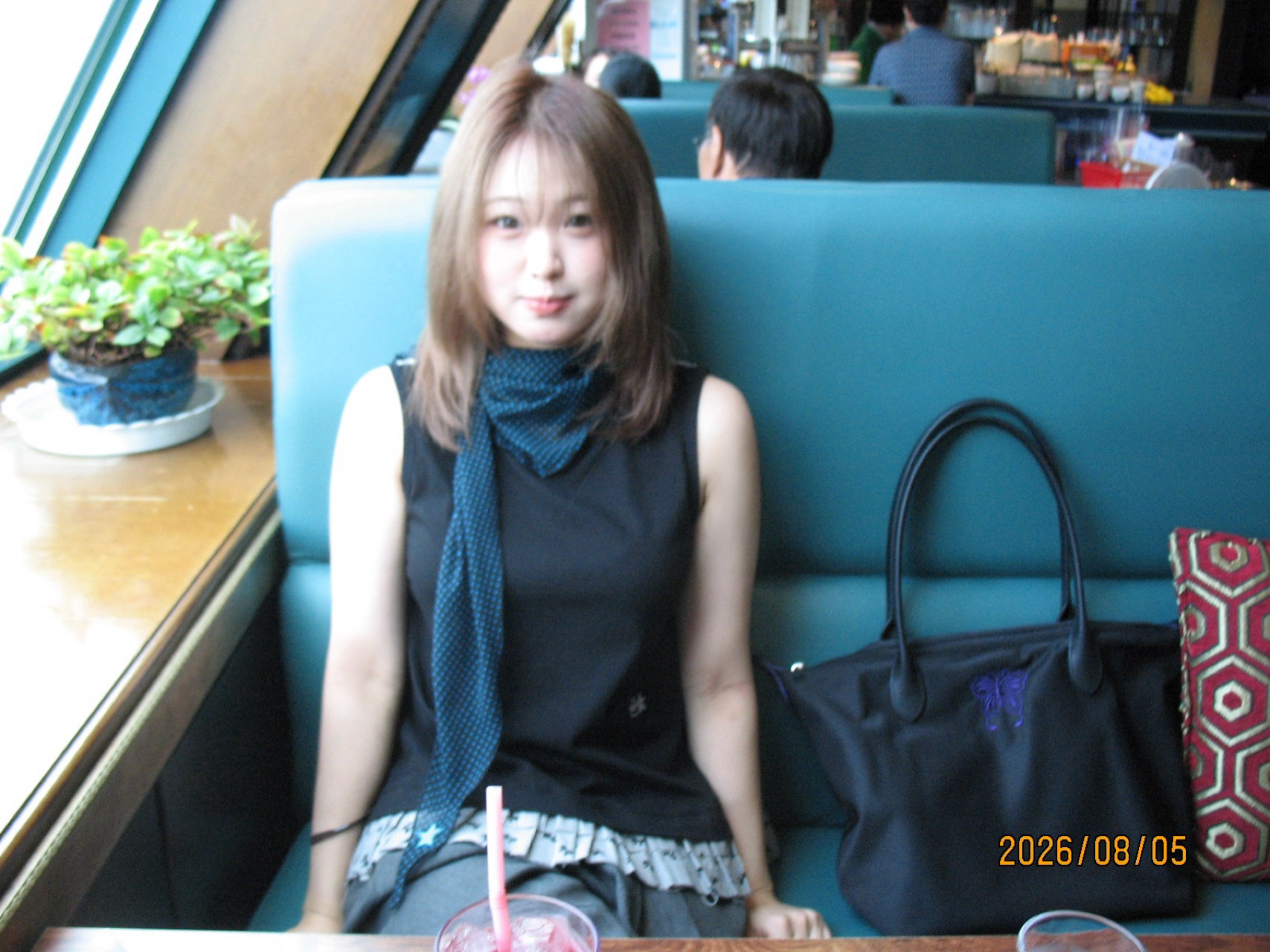 COYSEIO Coy Bumble Sneakers Black 착용 스타일 - 3