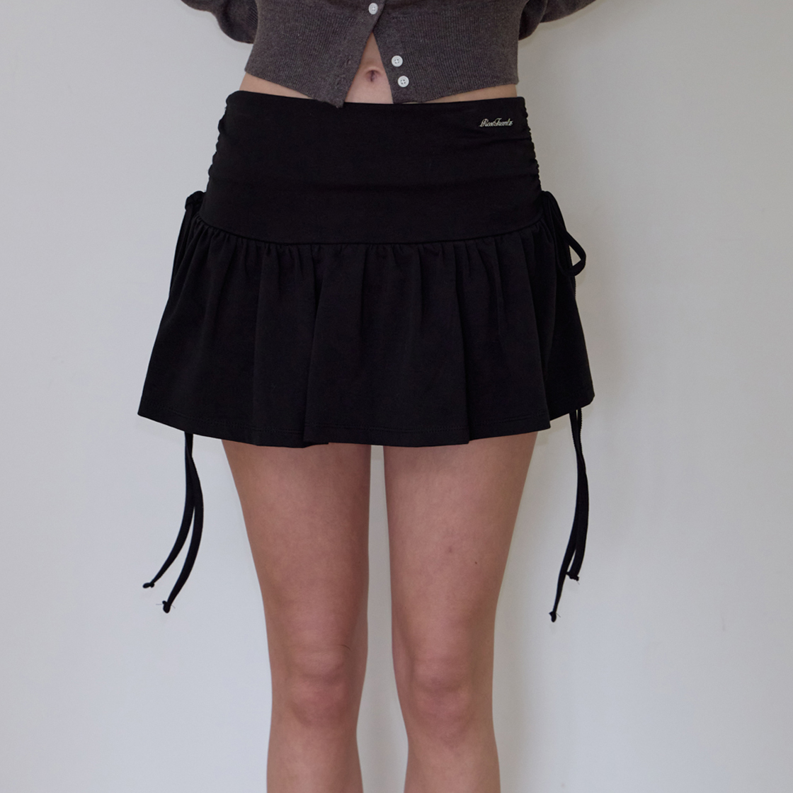 로제프란츠 사이드 셔링 미니 스커트 [블랙](Rosefrantz Side Shirring Mini Skirts [Black]) - 4