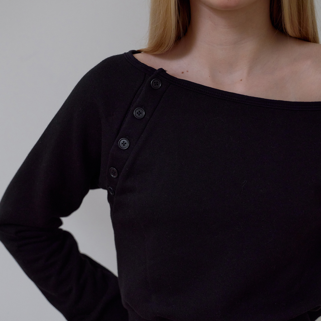 로제프란츠 오프숄더 버튼 스웨트셔츠 [블랙](Rosefrantz Off-Shoulder Button Sweatshirt [Black]) - 5