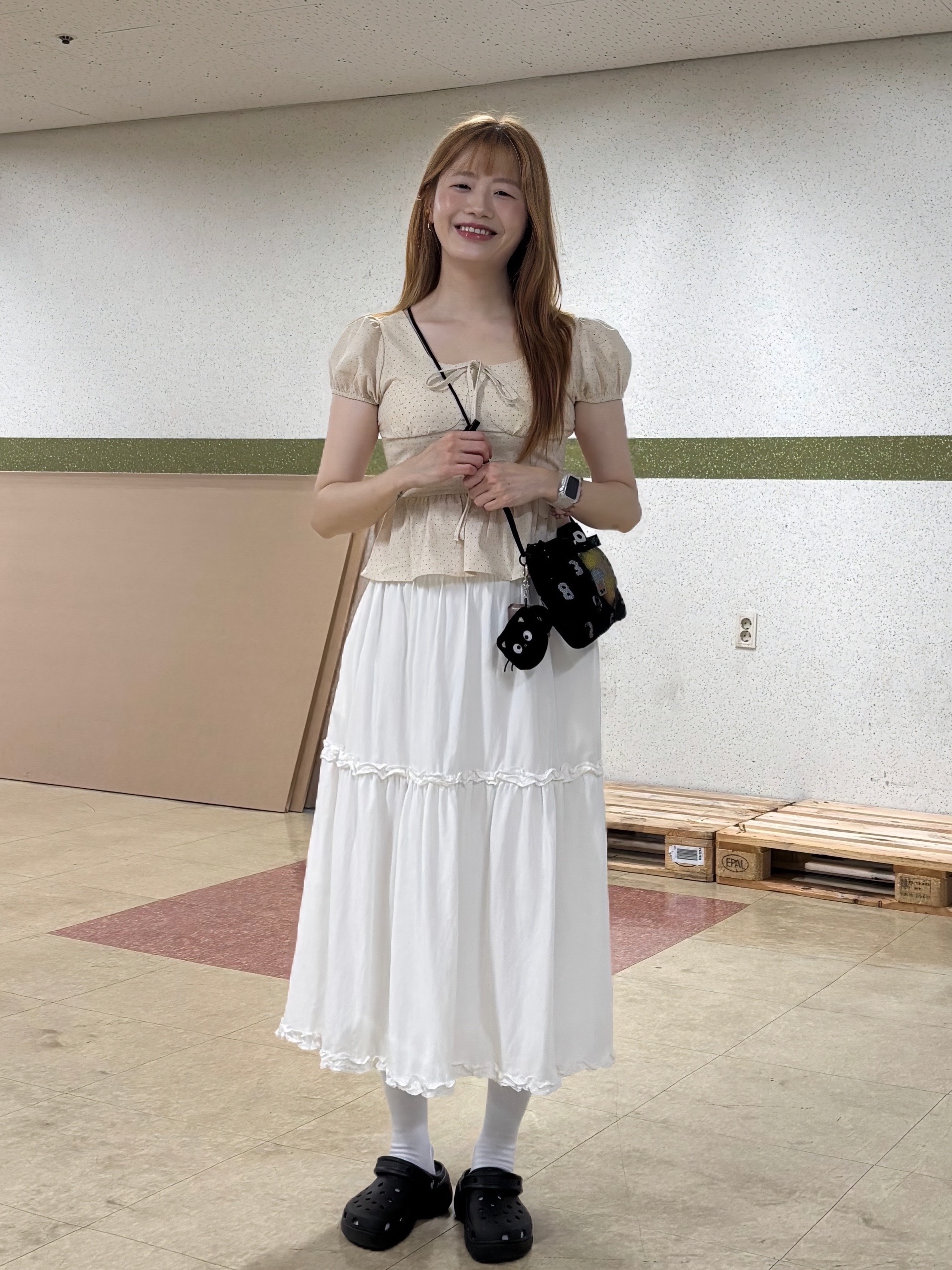 Sou Sou Poketle Mesh Sacoche Black, (W) Crocs Classic Platform Clog Black 착용 스타일 - 3