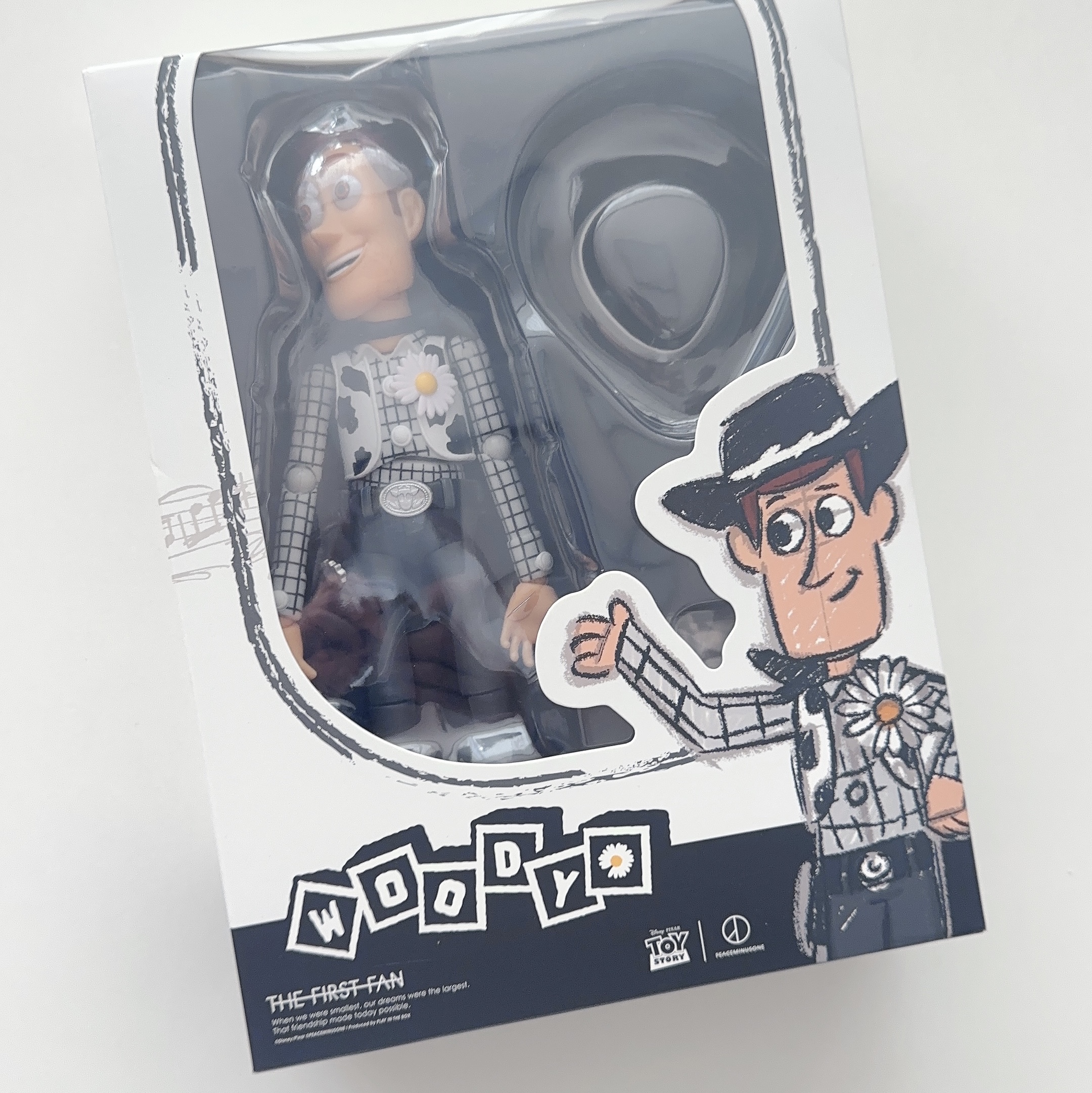 Peaceminusone x Toy Story The First Fan Action Figure Woody 착용 스타일
