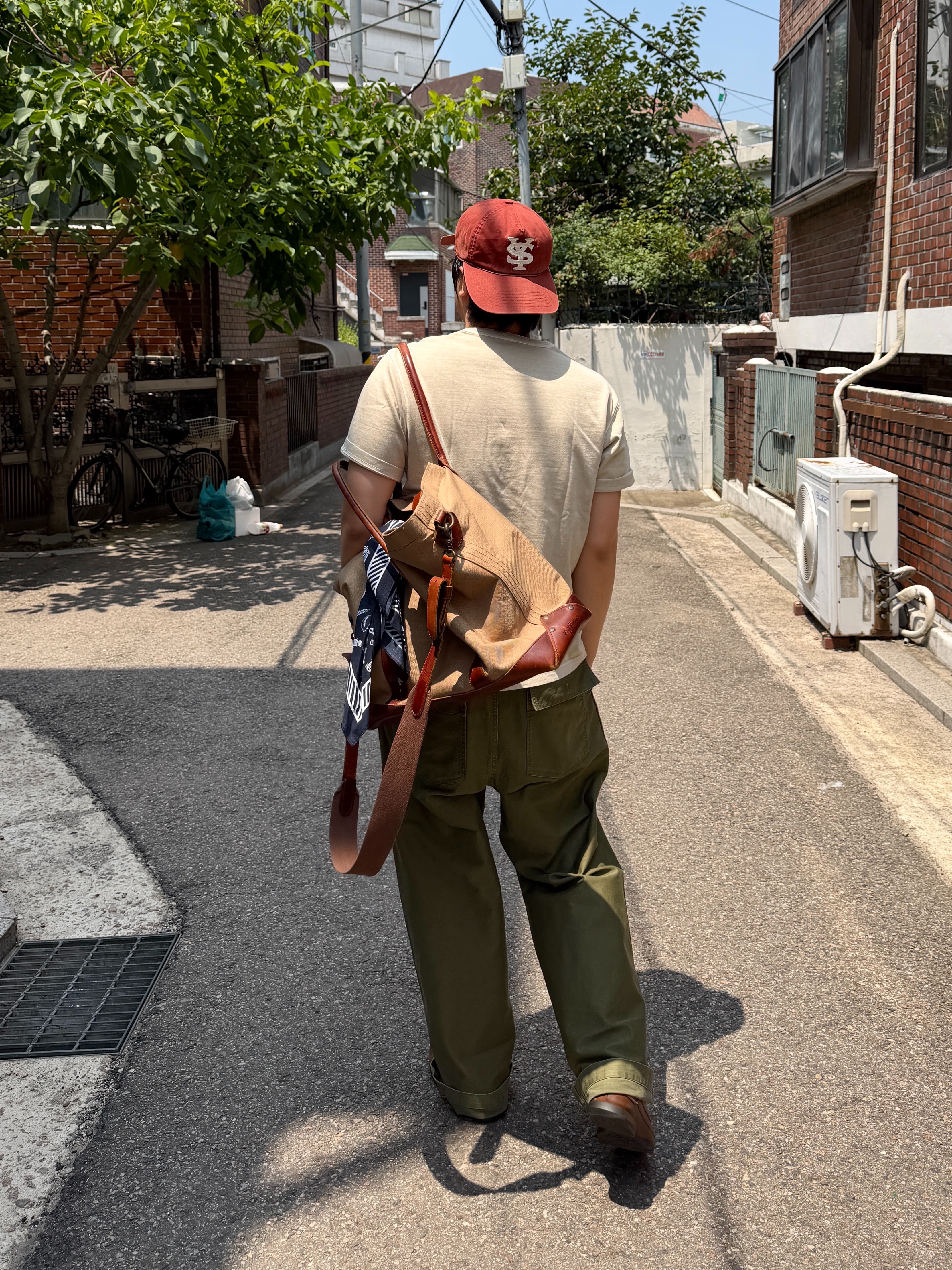 Sunday Ceremony Sy Logo 5 Panel New Cotton Cap - Red 착용 스타일 - 3