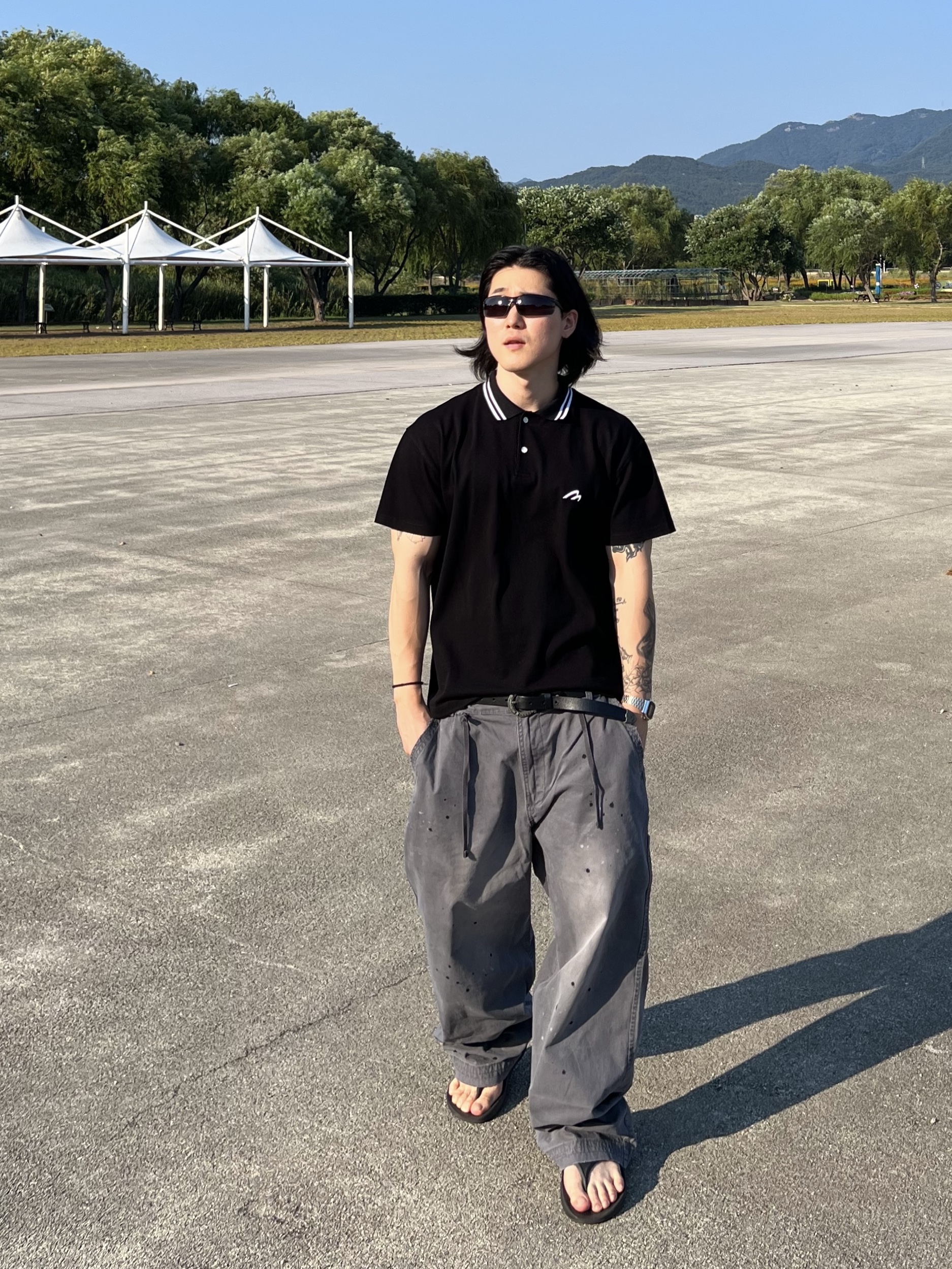 MJD Wave Logo Polo Black, DECATHLON Adult Sports Sunglasses Category 3 ST100 Smoked Black 착용 스타일 - 5