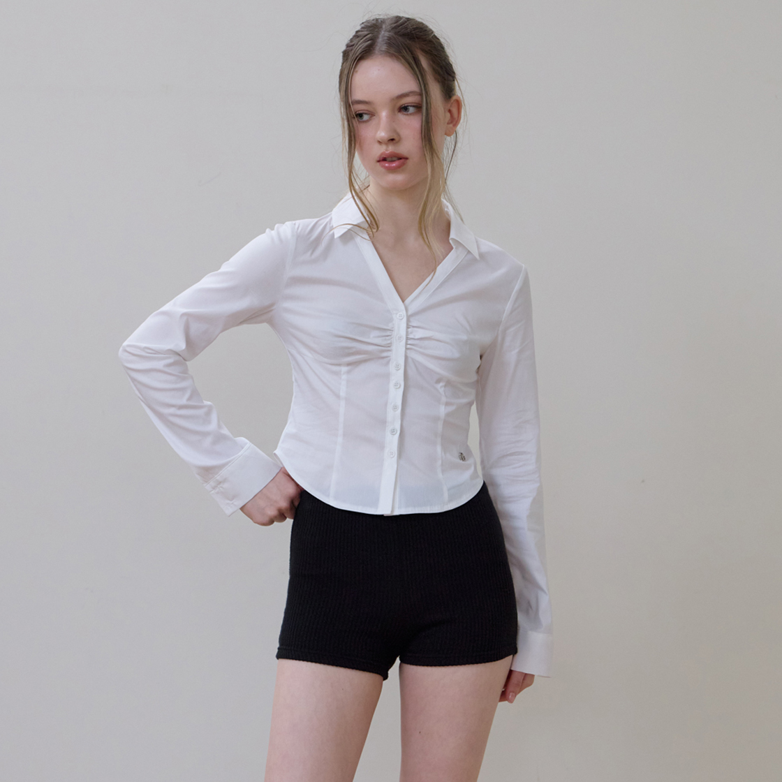로제프란츠 셔링 프론트 슬림 셔츠 [아이보리](Rosefrantz Ruched Front Slim Shirt [Ivory]) - 4
